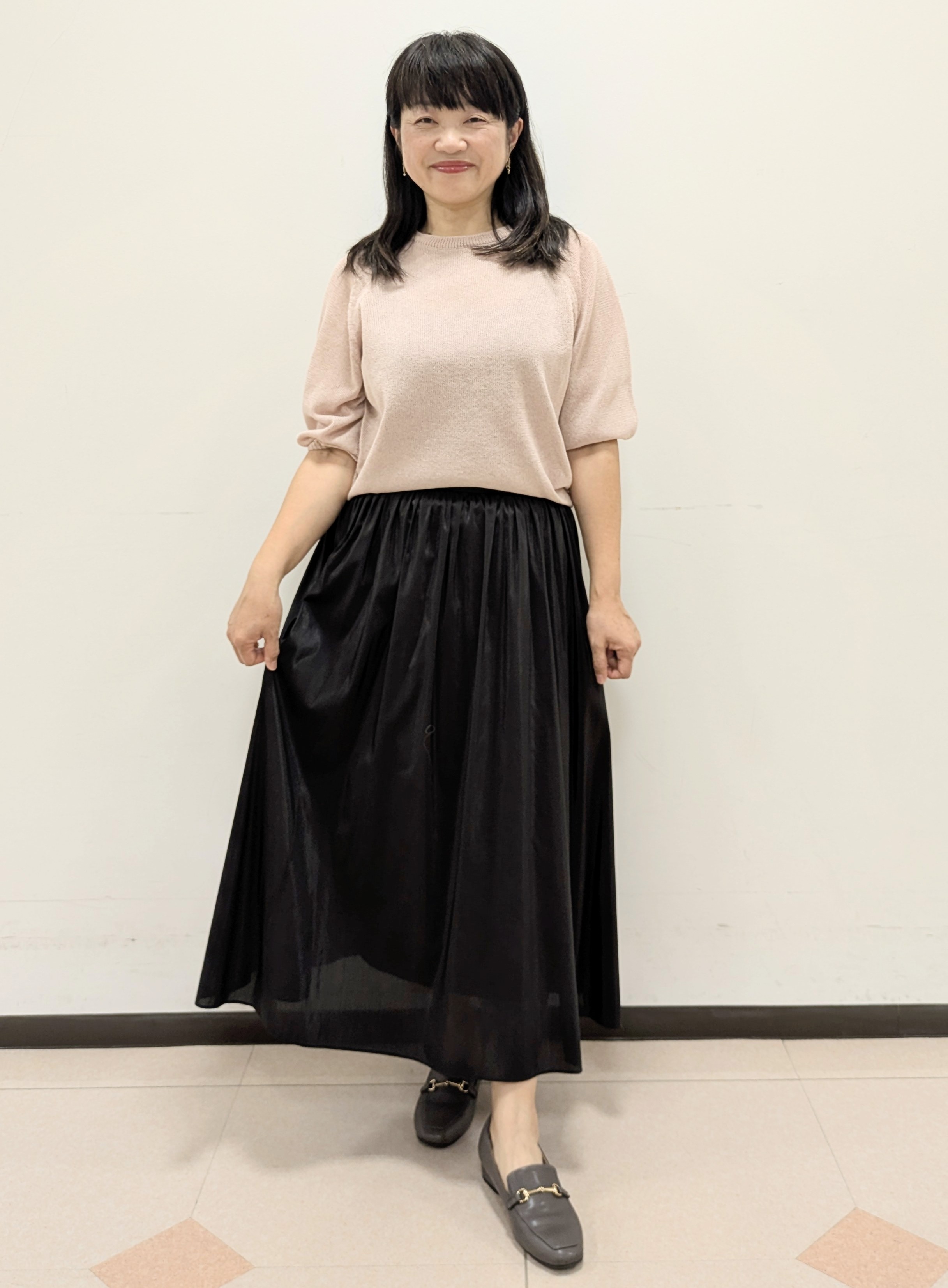 ともさんの「UNTITLED｜【洗える/ゆったり】クルーネックドライニット」を使ったコーディネート