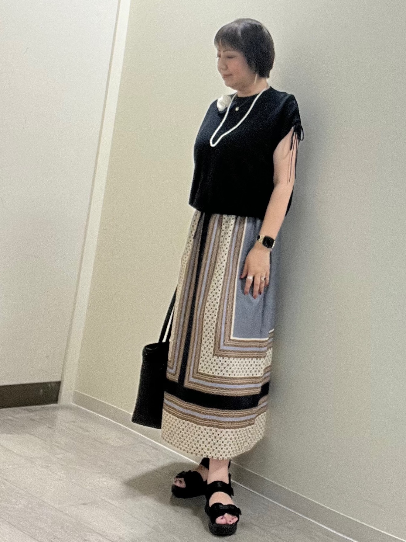 mariさんの「Reflect｜レースアップスリーブデザインニット」を使ったコーディネート