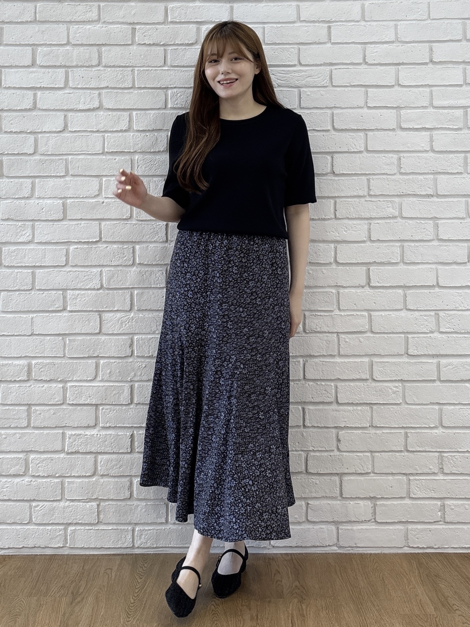 sayaさんの「grove｜【シリーズ累計36万枚/UVカット・ひんやり・洗濯機OK】やわらかドライタッチ 五分袖クルーネックニ」を使ったコーディネート