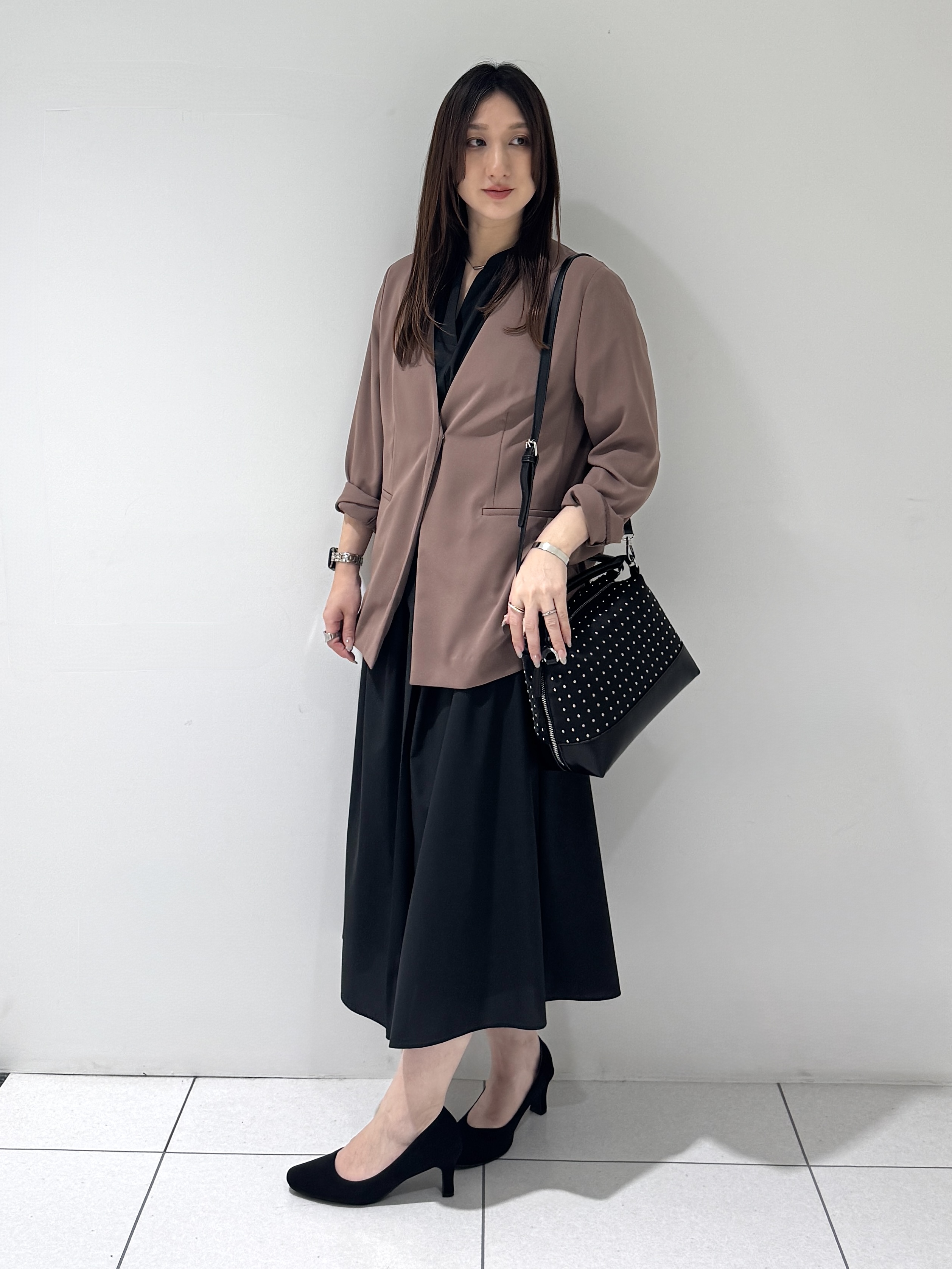 そんさんの「INDIVI｜【接触冷感／透湿／着る日傘】ノーカラージャケット」を使ったコーディネート
