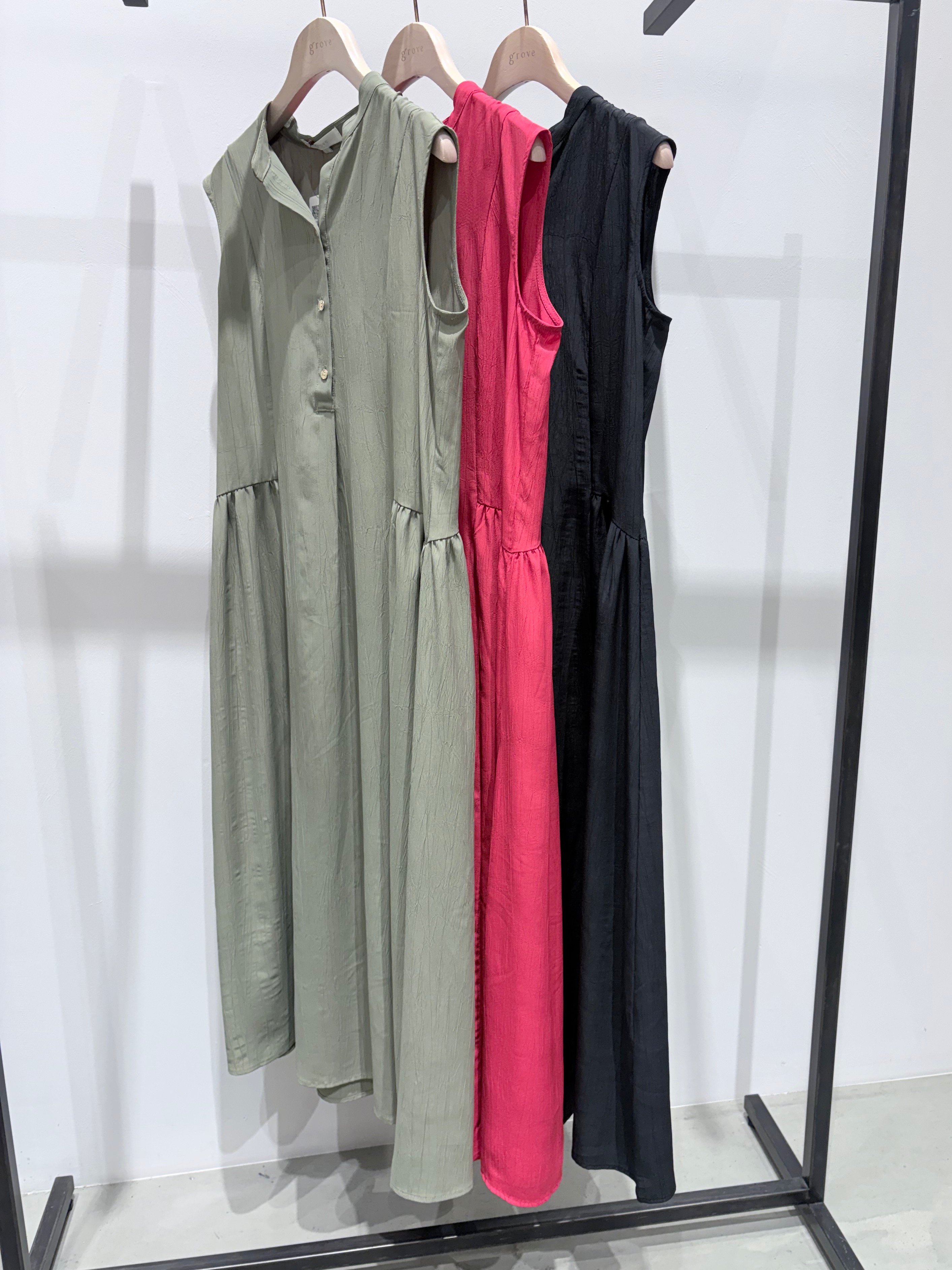 ARISAさんの「grove｜高評価！【接触冷感／UVカットetc】ベーシックショートカーディガン」を使ったコーディネート