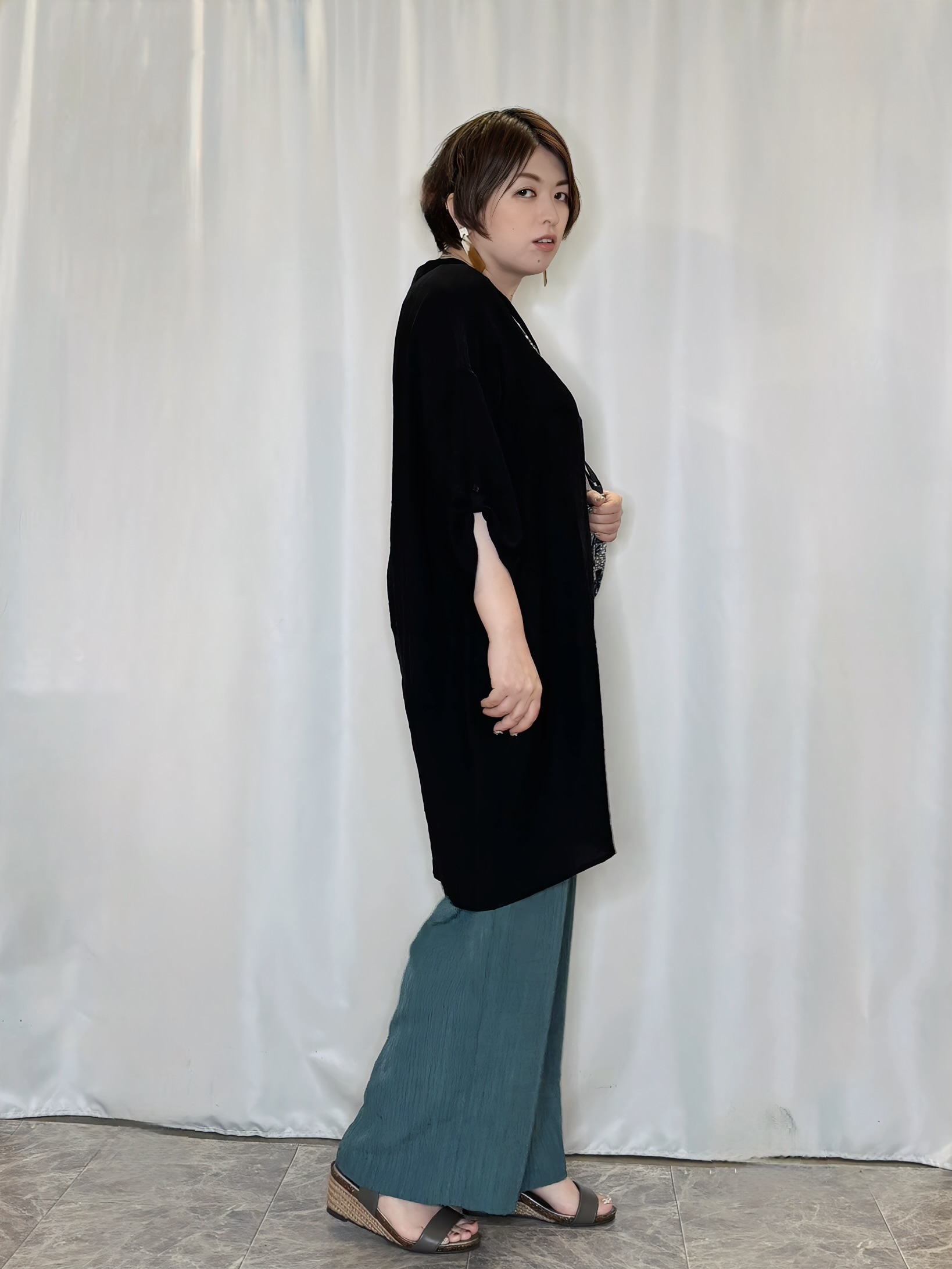 たみさんの「SHOO･LA･RUE｜【ひんやり/S-LL/洗濯機可】体型カバーにも スラブコクーンチュニック」を使ったコーディネート