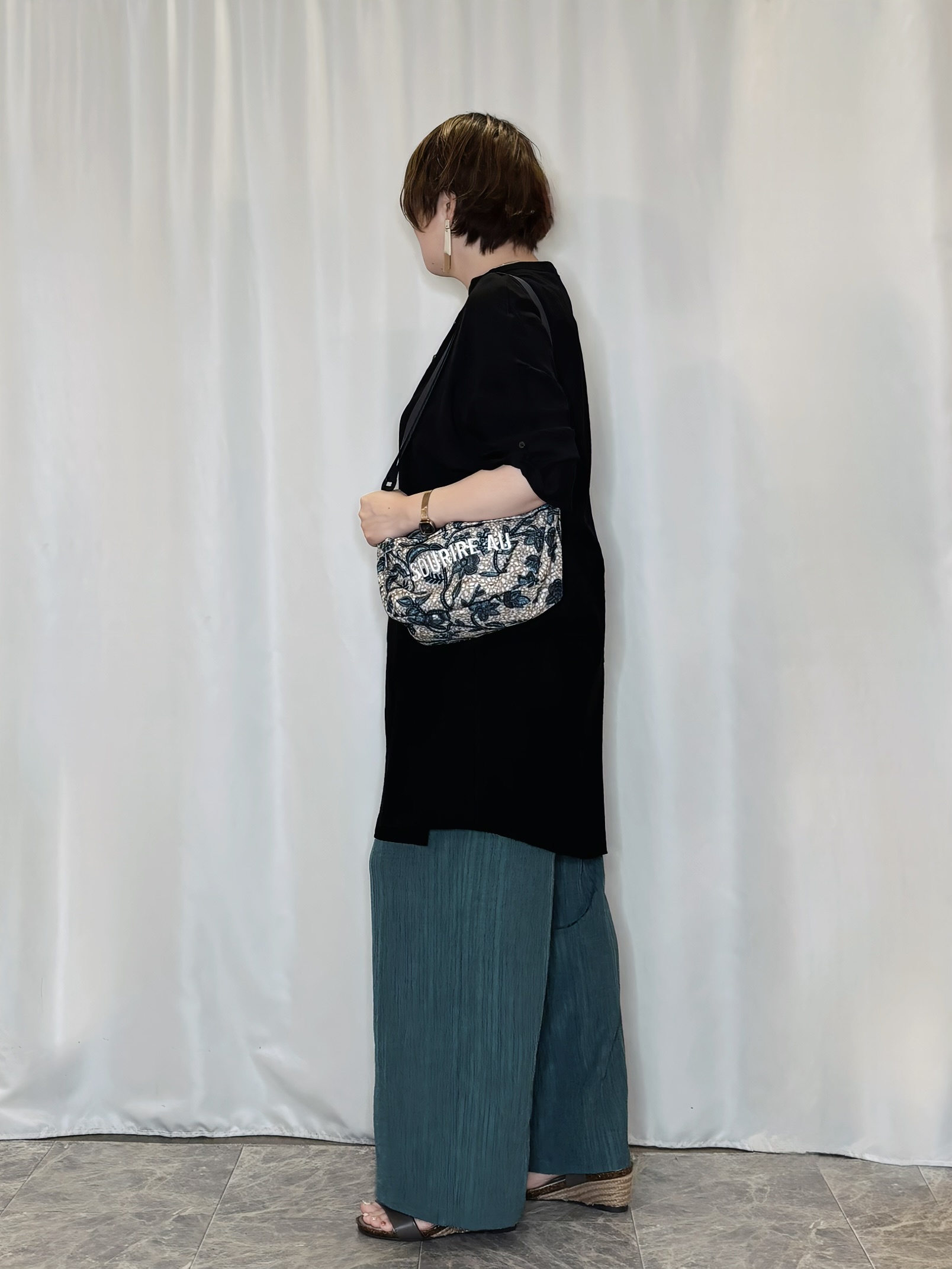 たみさんの「SHOO･LA･RUE｜【ひんやり/S-LL/洗濯機可】体型カバーにも スラブコクーンチュニック」を使ったコーディネート