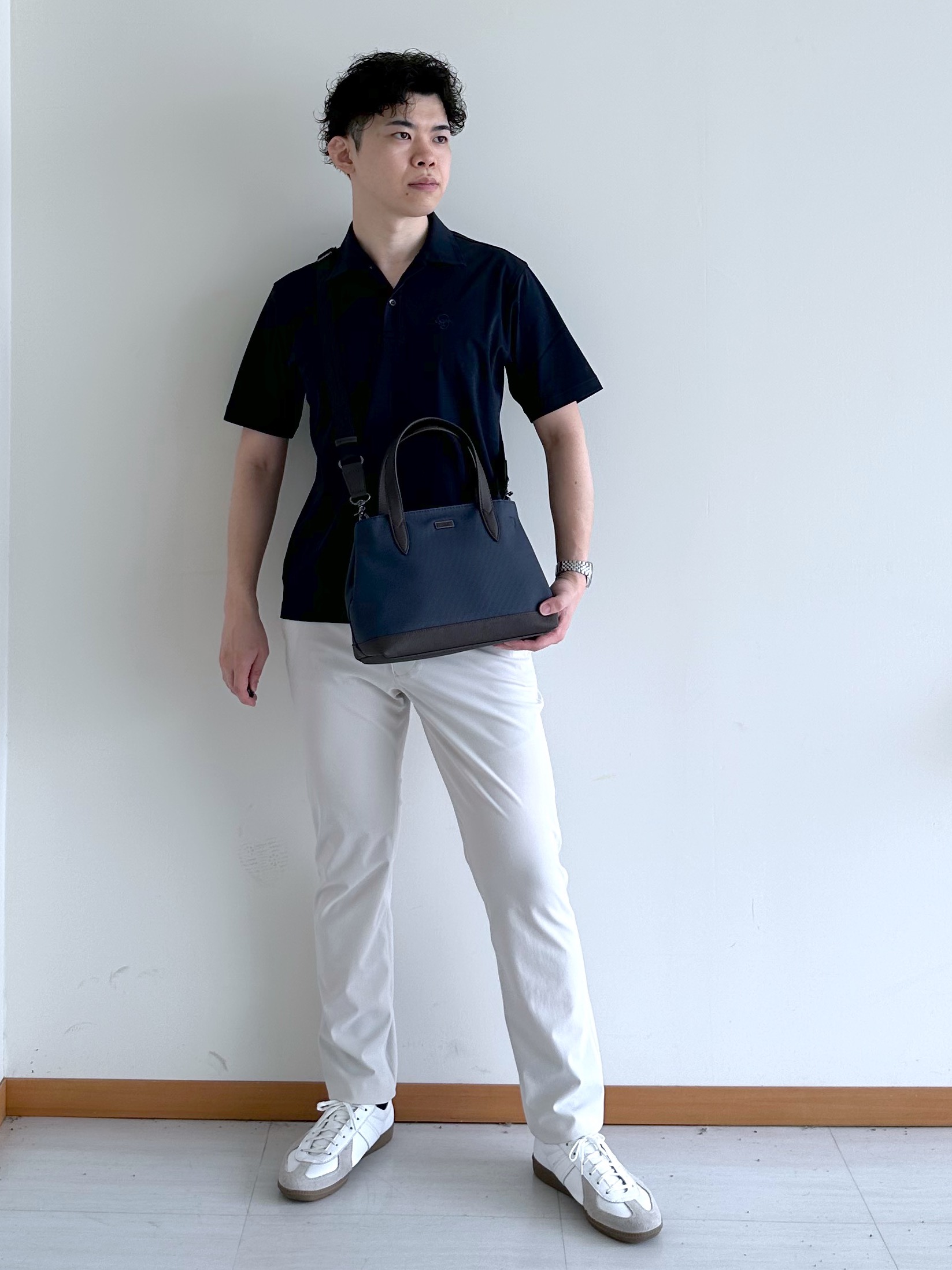 イッシーさんの「TAKEO KIKUCHI｜【接触冷感】アイスクリアコットン ワンポイント ポロシャツ」を使ったコーディネート