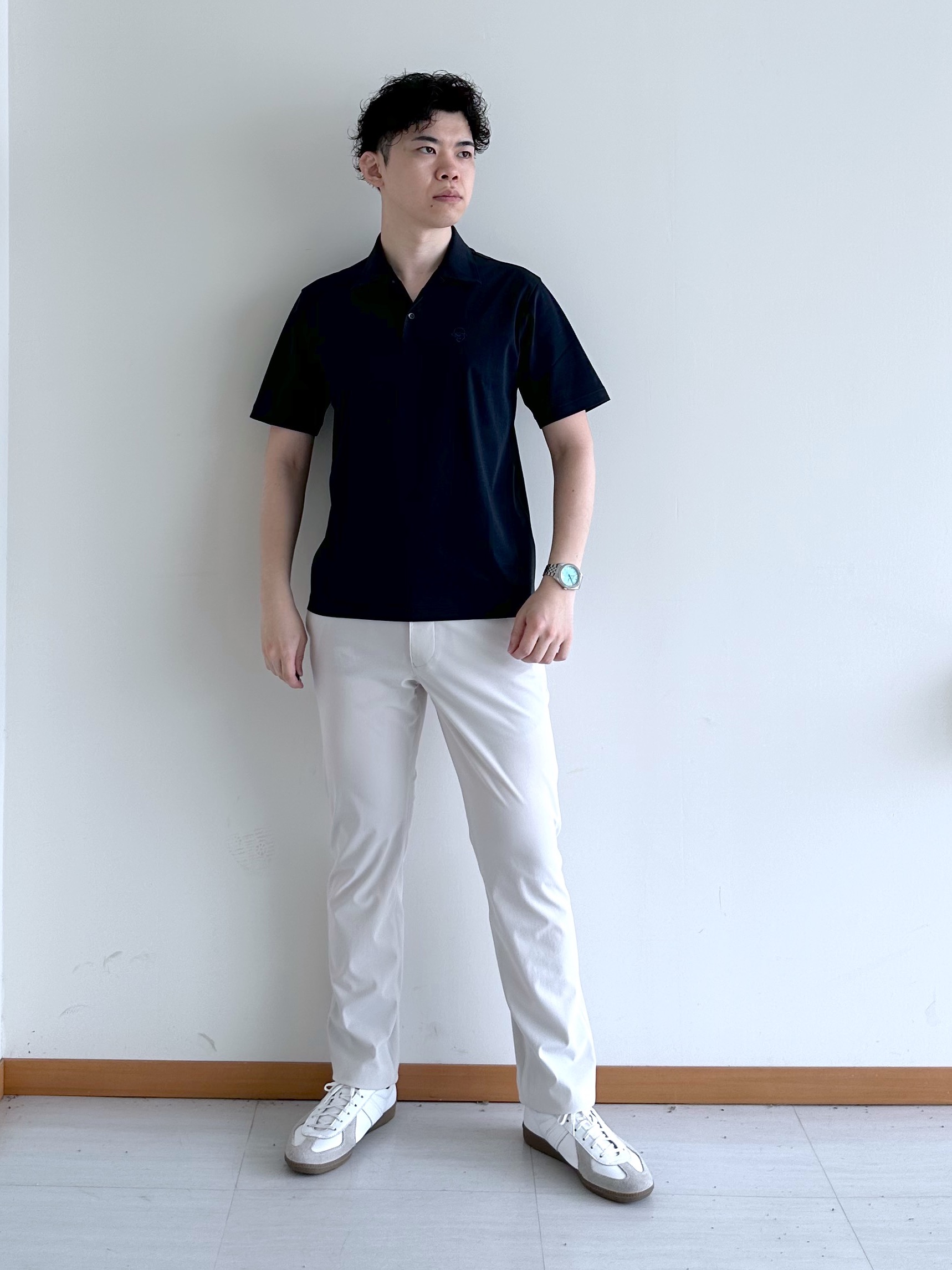 イッシーさんの「TAKEO KIKUCHI｜【接触冷感】アイスクリアコットン ワンポイント ポロシャツ」を使ったコーディネート