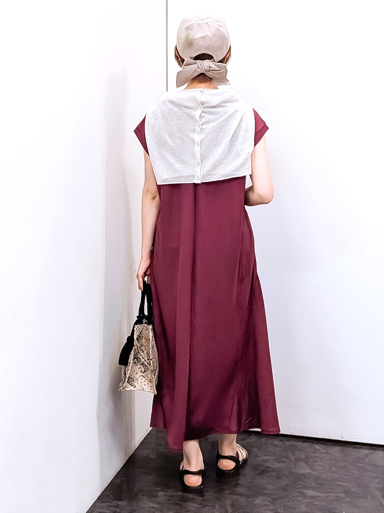 やまちゃんさんの「grove｜高評価！【洗える/名品】大人の透け感、シアーカーディガン」を使ったコーディネート