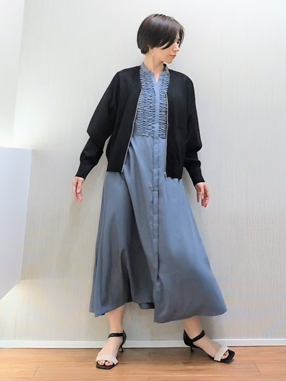 ミズタさんの「UNTITLED｜【アンサンブル可/日除け・冷房対策】シアーレーヨンZIPカーディガン」を使ったコーディネート