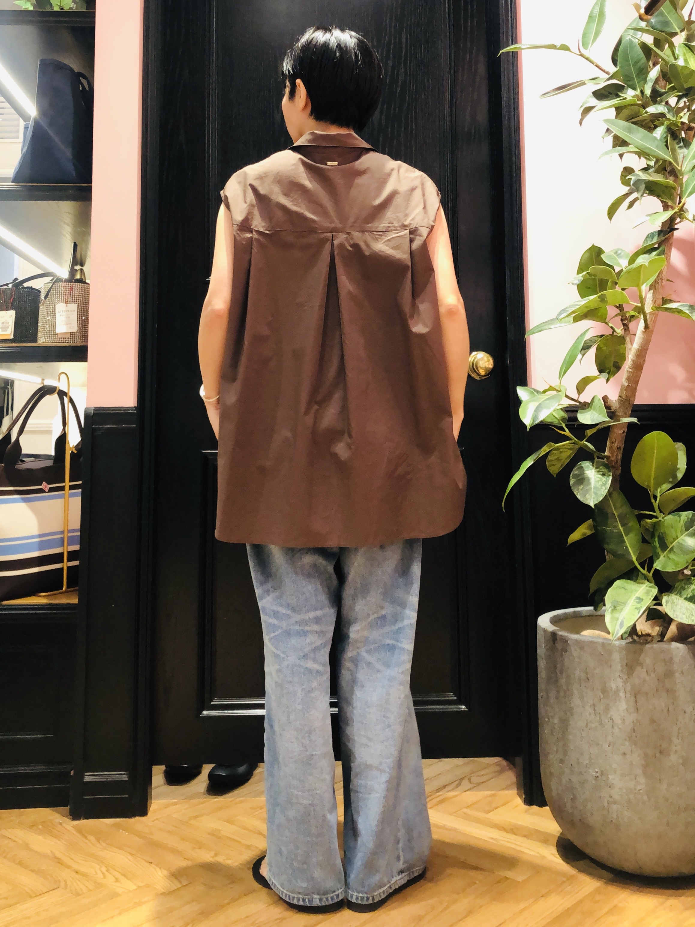 OGATAさんの「DRESSTERIOR｜フレンチスリーブ スキッパーブラウス」を使ったコーディネート