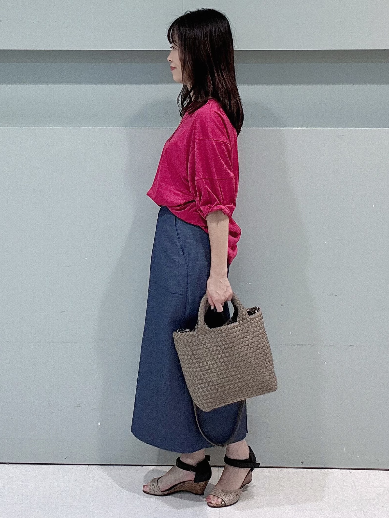 makiさんの「UNTITLED｜【汗染み防止/接触冷感】ランタンスリーブプルオーバー」を使ったコーディネート