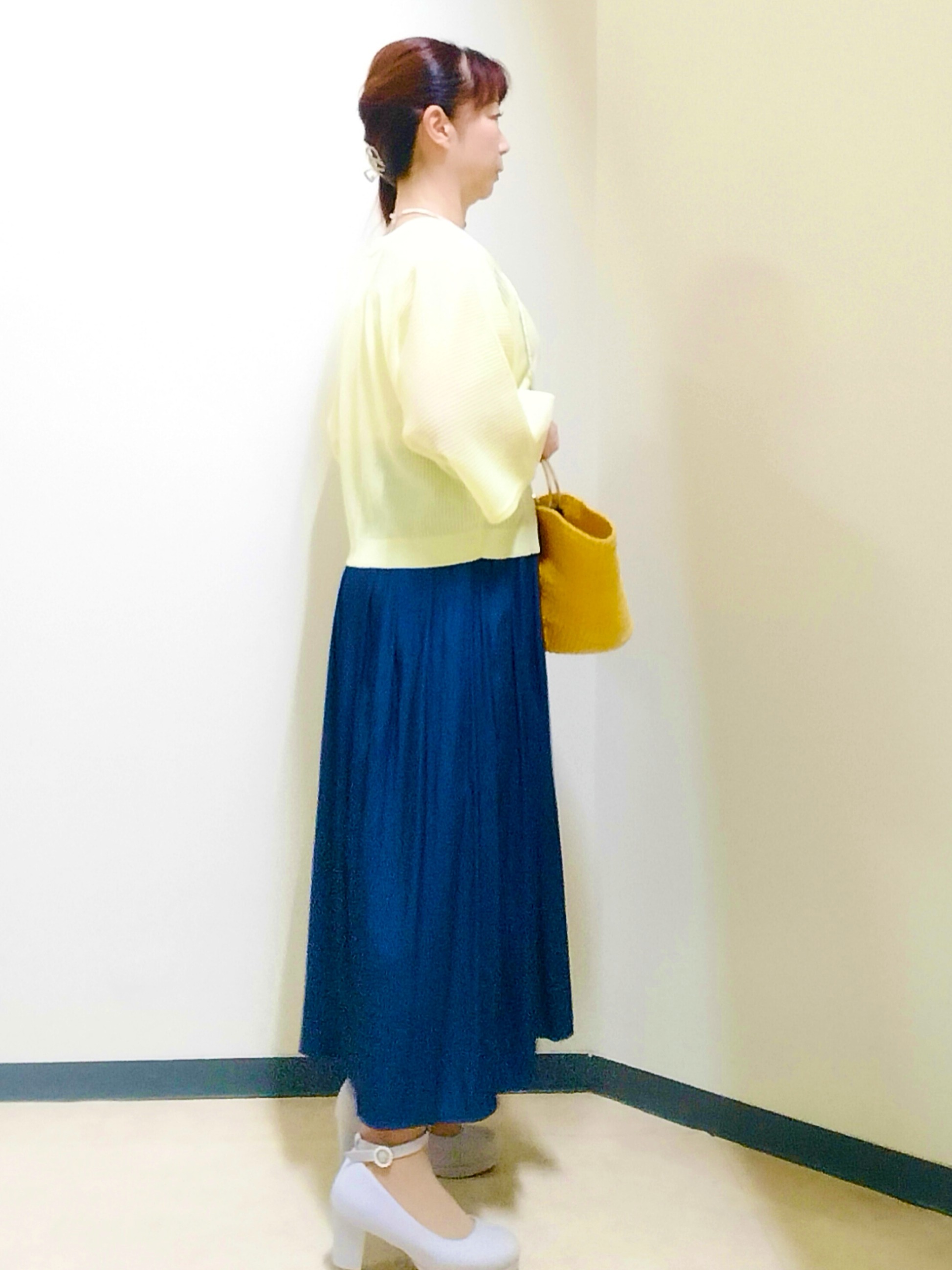 花さんの「Reflect｜【前後2WAY】オフボディ リラクシーニット」を使ったコーディネート
