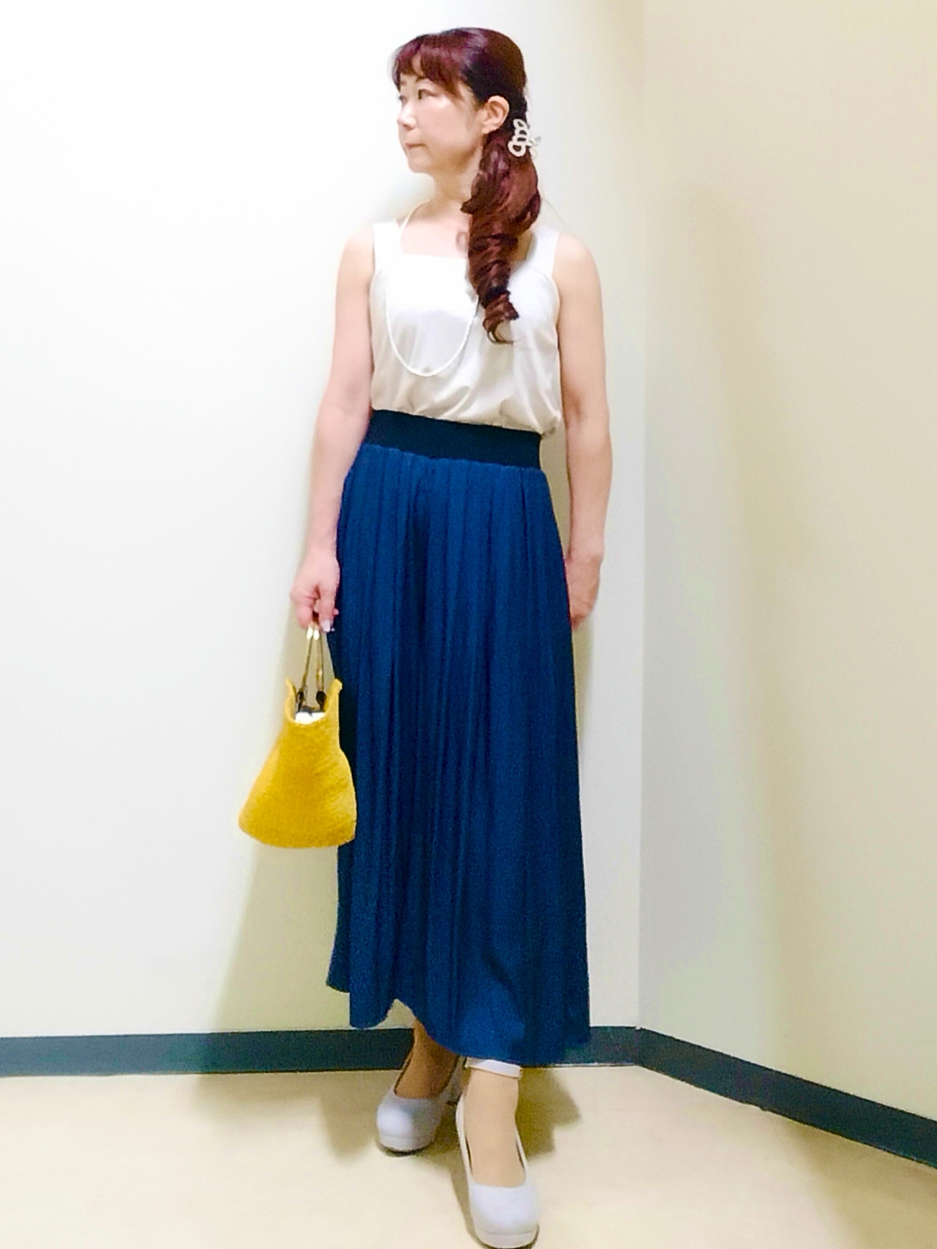 花さんの「Reflect｜【前後2WAY】オフボディ リラクシーニット」を使ったコーディネート