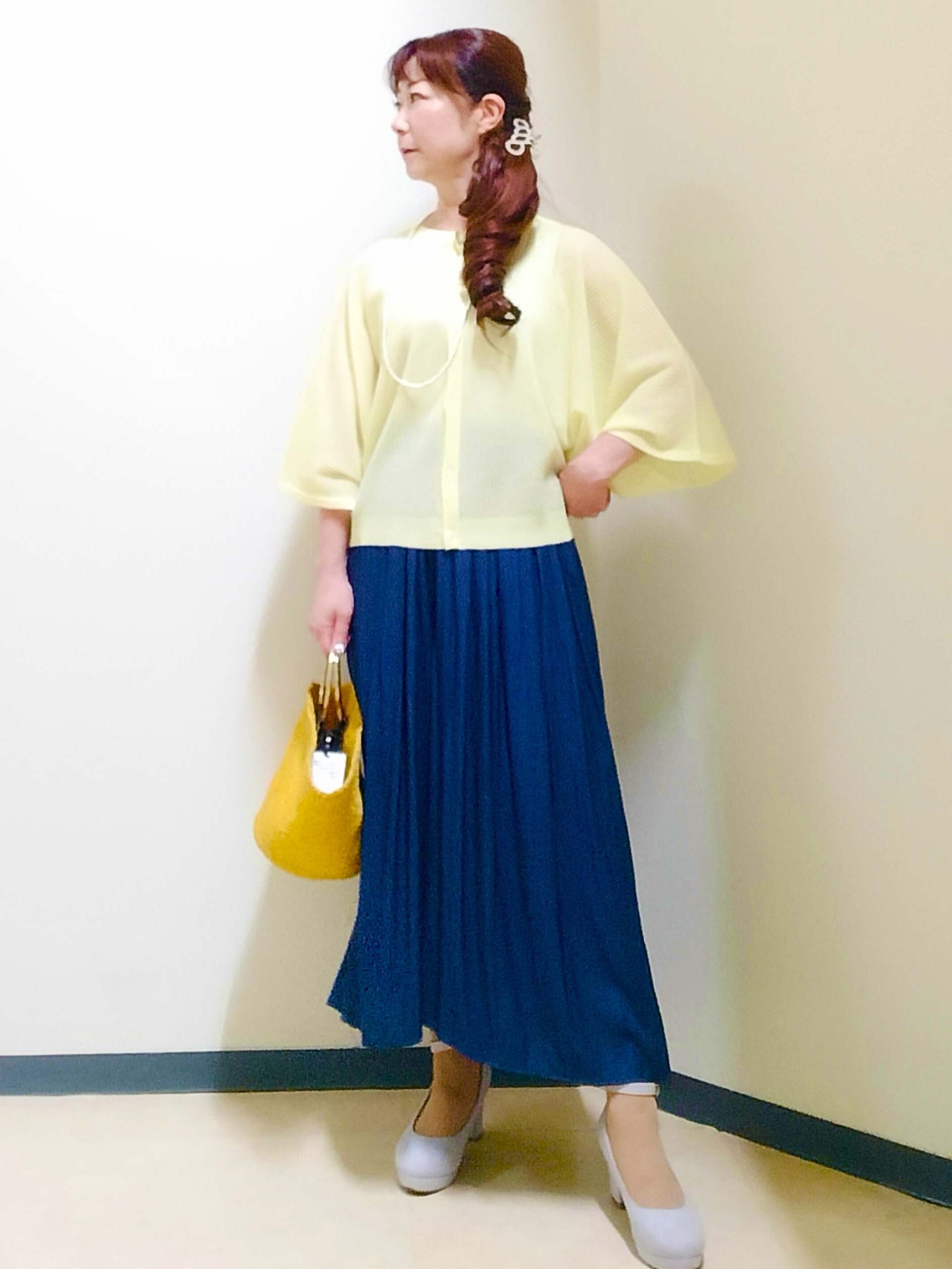 花さんの「Reflect｜【前後2WAY】オフボディ リラクシーニット」を使ったコーディネート