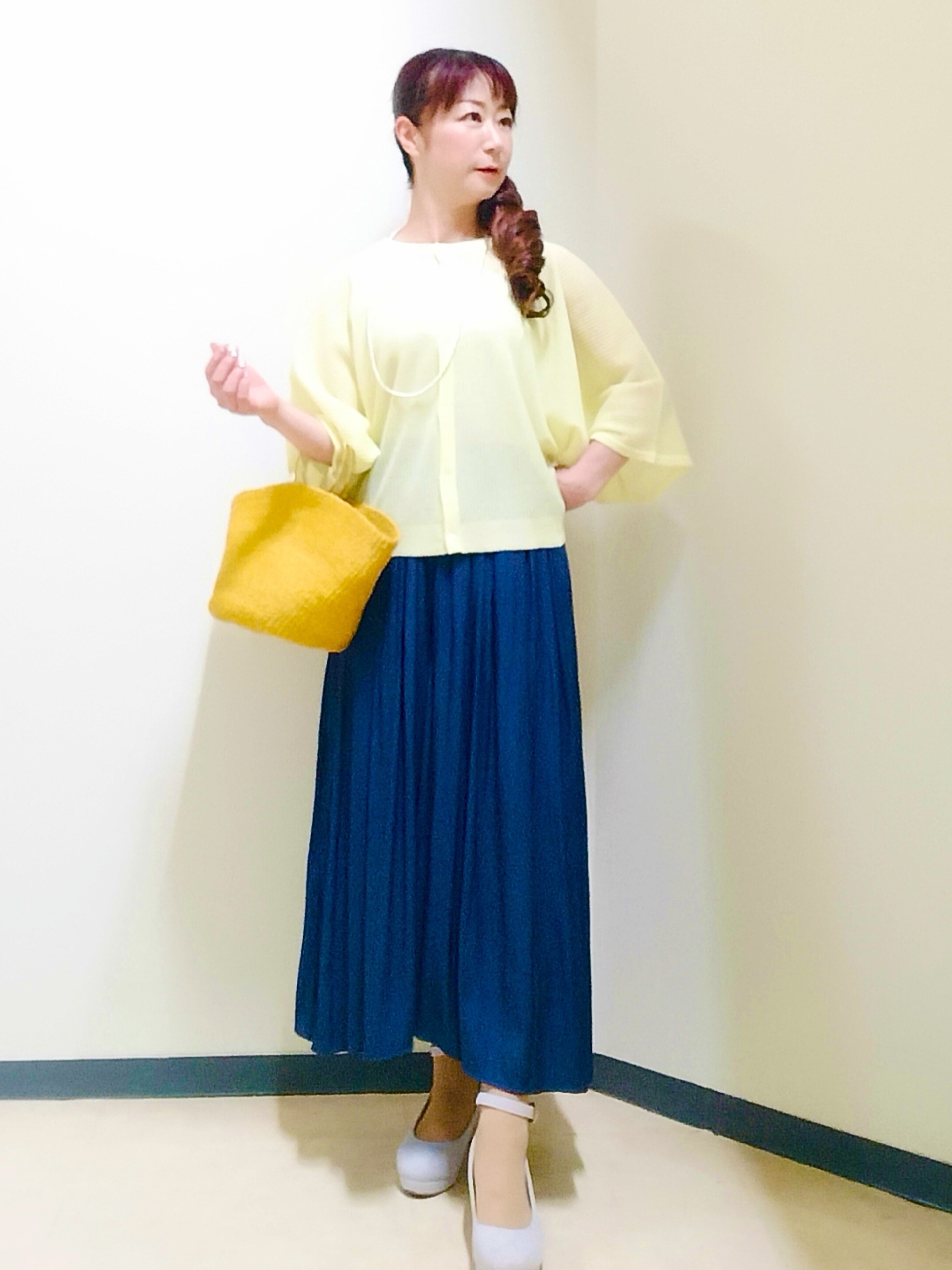 花さんの「Reflect｜【前後2WAY】オフボディ リラクシーニット」を使ったコーディネート