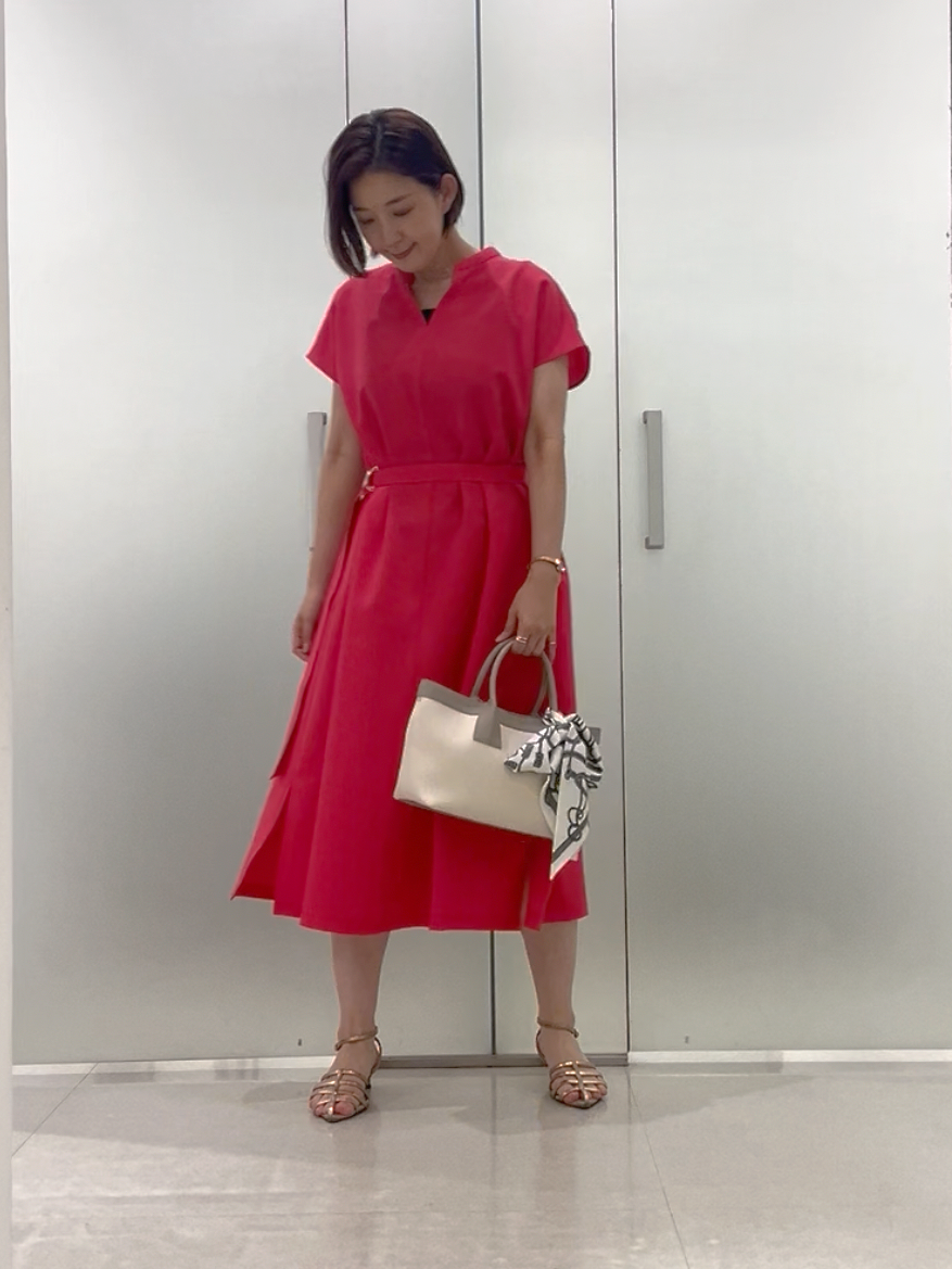 まどかさんの「UNTITLED｜【UV/接触冷感/遮熱/通気性】スラブバンドカラーワンピース」を使ったコーディネート