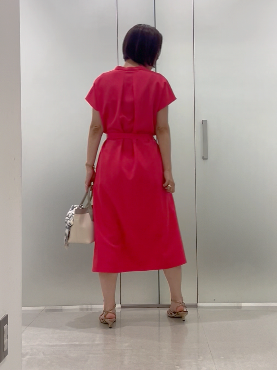 まどかさんの「UNTITLED｜【UV/接触冷感/遮熱/通気性】スラブバンドカラーワンピース」を使ったコーディネート