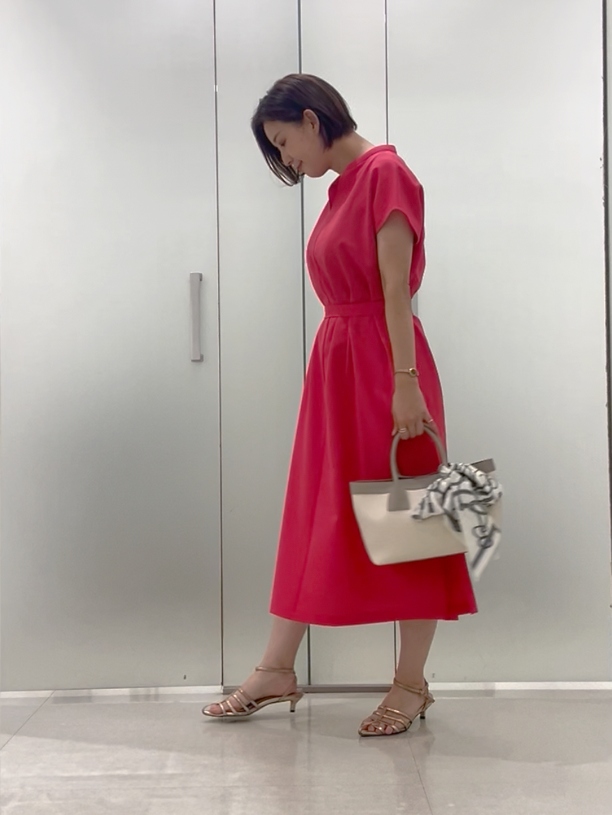 まどかさんの「UNTITLED｜【UV/接触冷感/遮熱/通気性】スラブバンドカラーワンピース」を使ったコーディネート