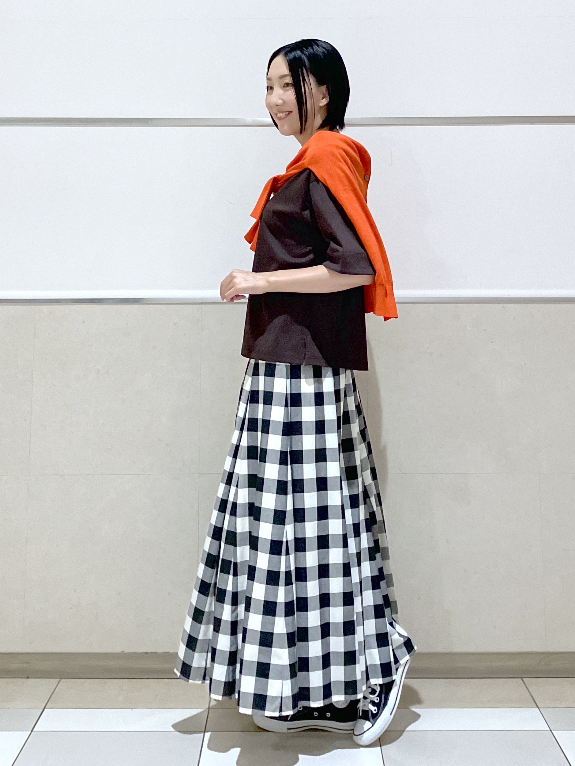 eriko さんの「Dessin｜【汗シミ防止/UVカット】配色スリーブ 五分袖プルオーバー」を使ったコーディネート