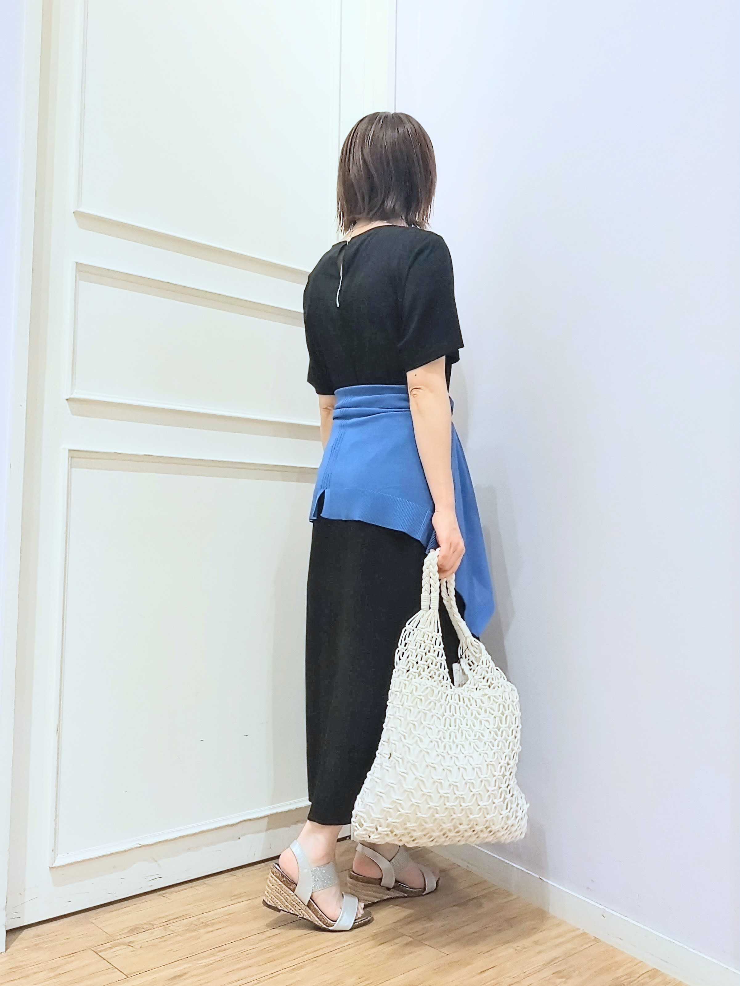 miomioさんの「SHOO･LA･RUE｜【ひんやり/洗濯機可/S-LL】オンにもオフにも マルチに使えるボタンレスカーディガン」を使ったコーディネート