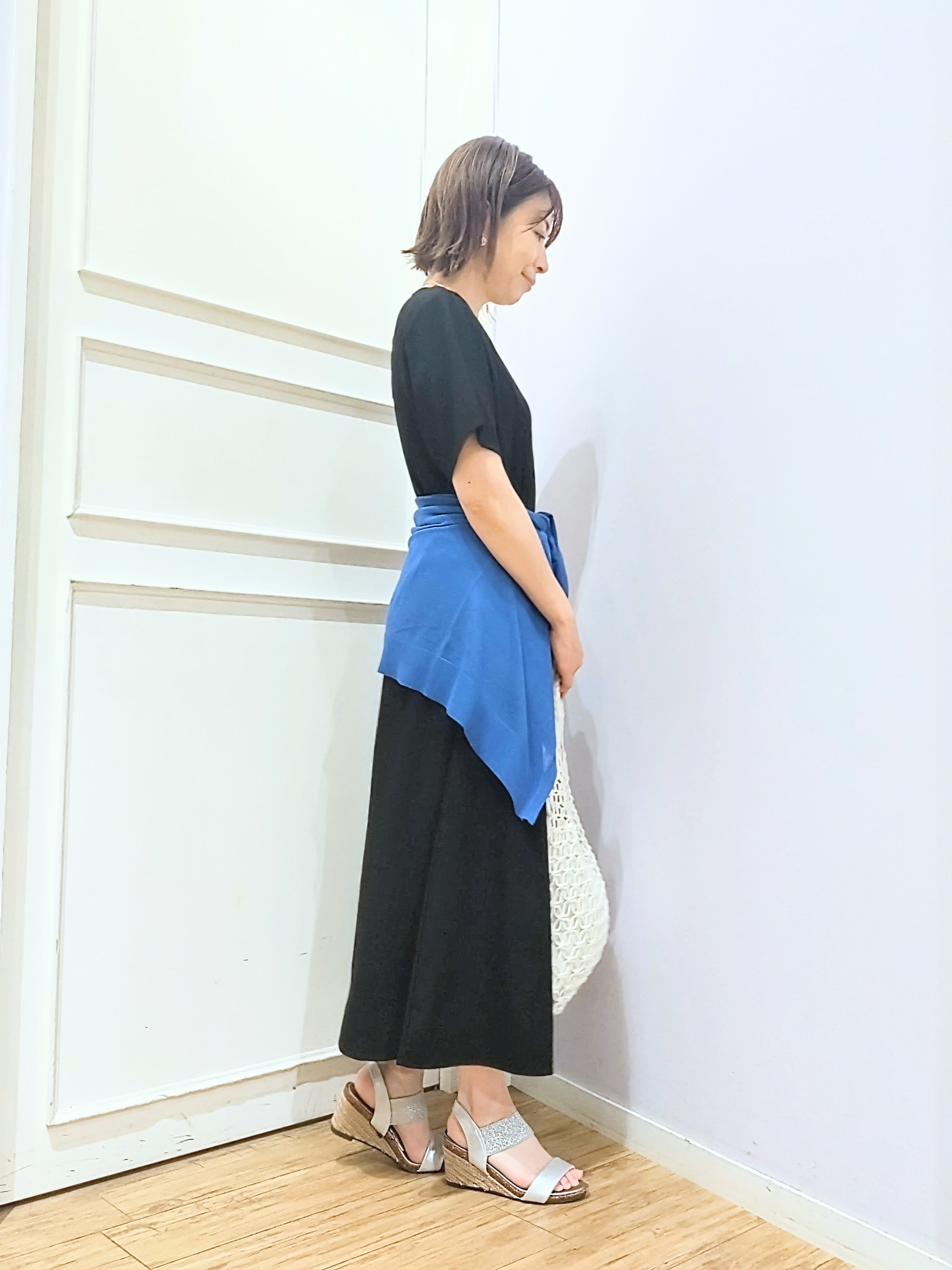 miomioさんの「SHOO･LA･RUE｜【ひんやり/洗濯機可/S-LL】オンにもオフにも マルチに使えるボタンレスカーディガン」を使ったコーディネート