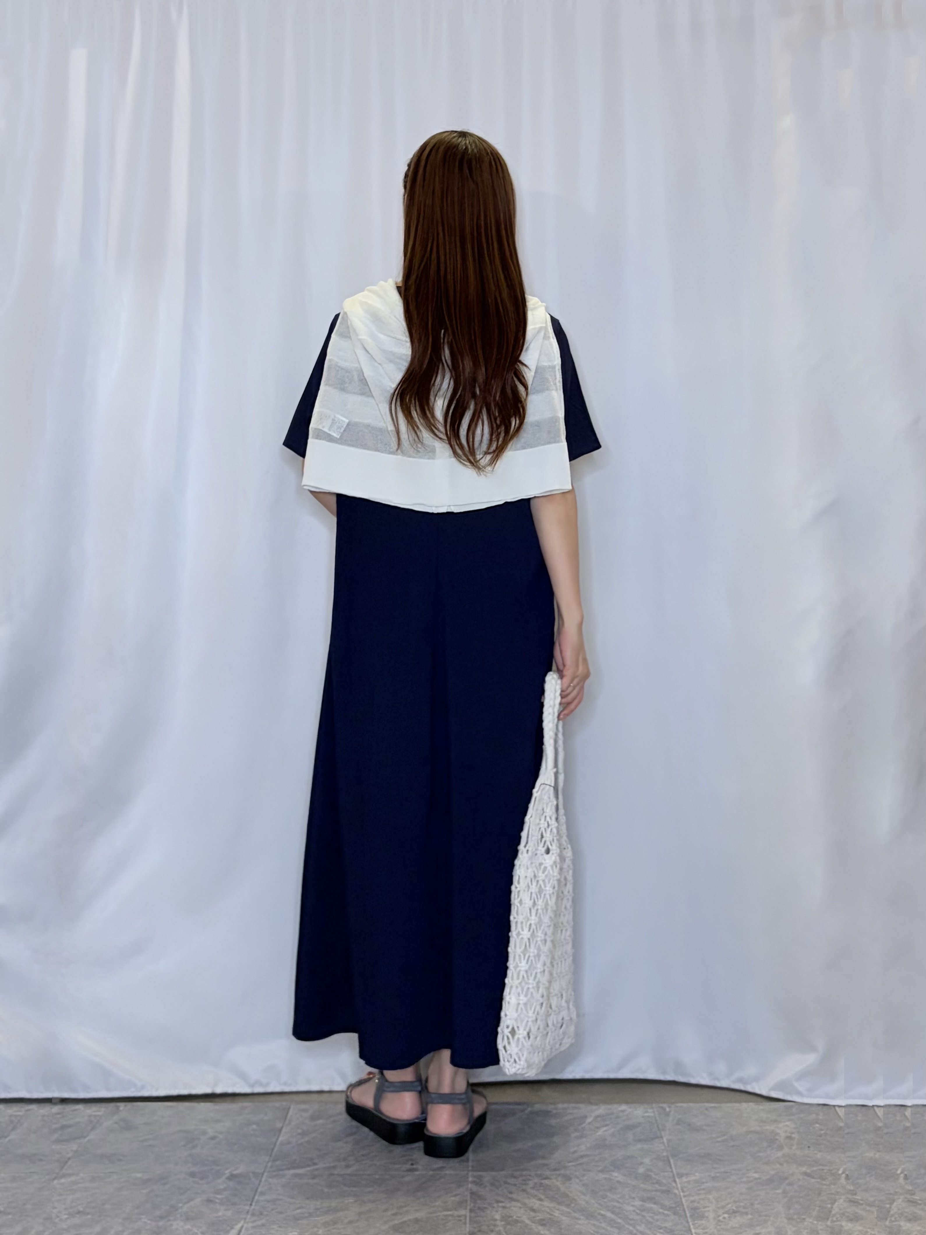 おうめさんの「SHOO･LA･RUE｜【洗濯機可/S-LL】涼し気な透け感 日差し冷房対策に シアーボーダーカーディガン」を使ったコーディネート