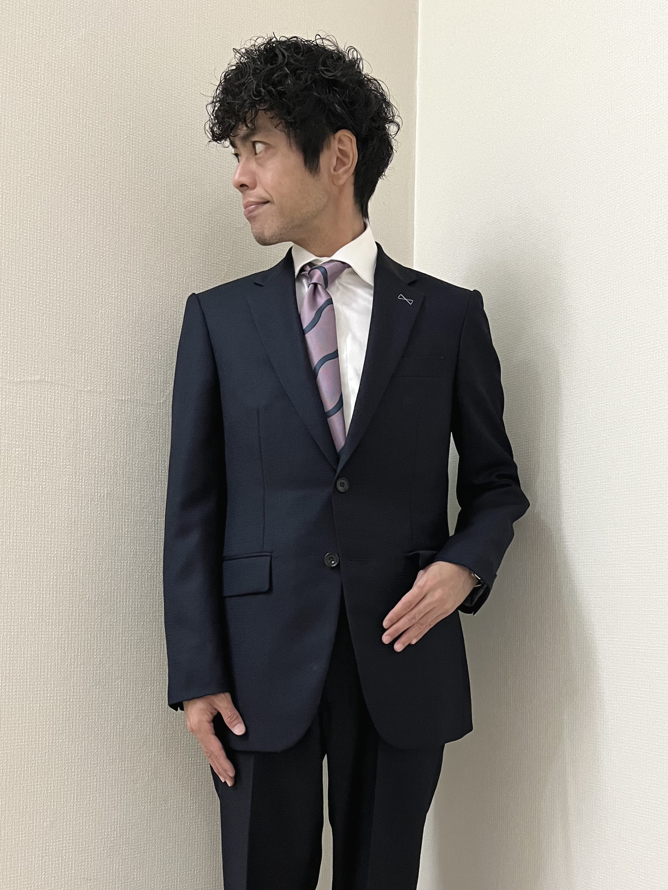 URAさんの「TAKEO KIKUCHI｜【Made in JAPAN】立菱（たてびし）スーツ」を使ったコーディネート