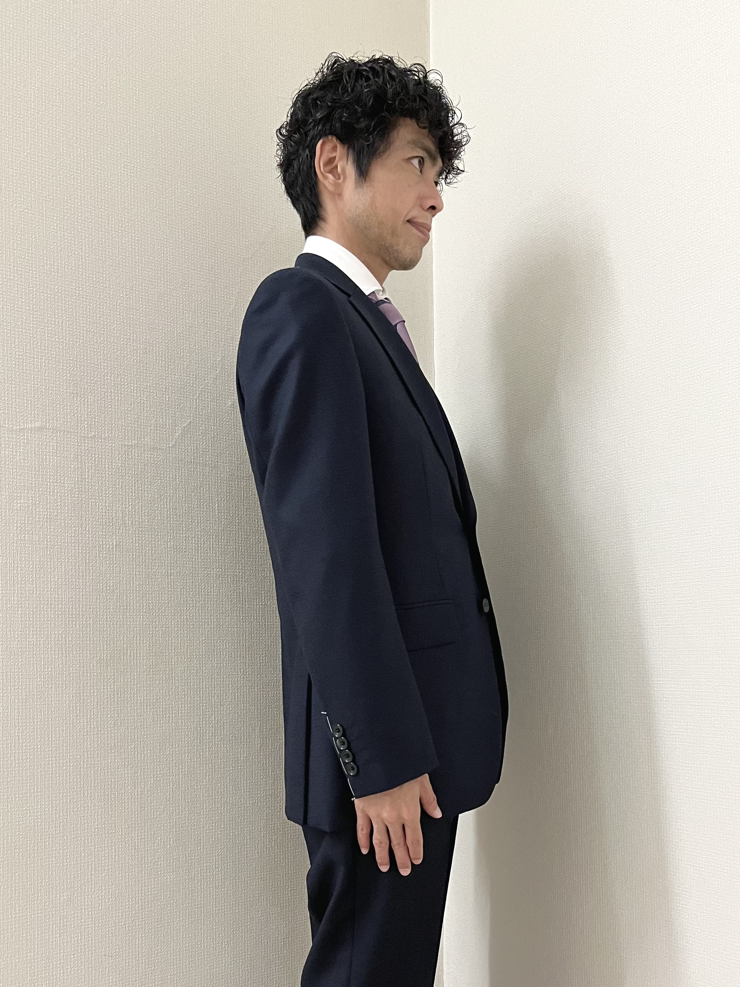 URAさんの「TAKEO KIKUCHI｜【Made in JAPAN】立菱（たてびし）スーツ」を使ったコーディネート
