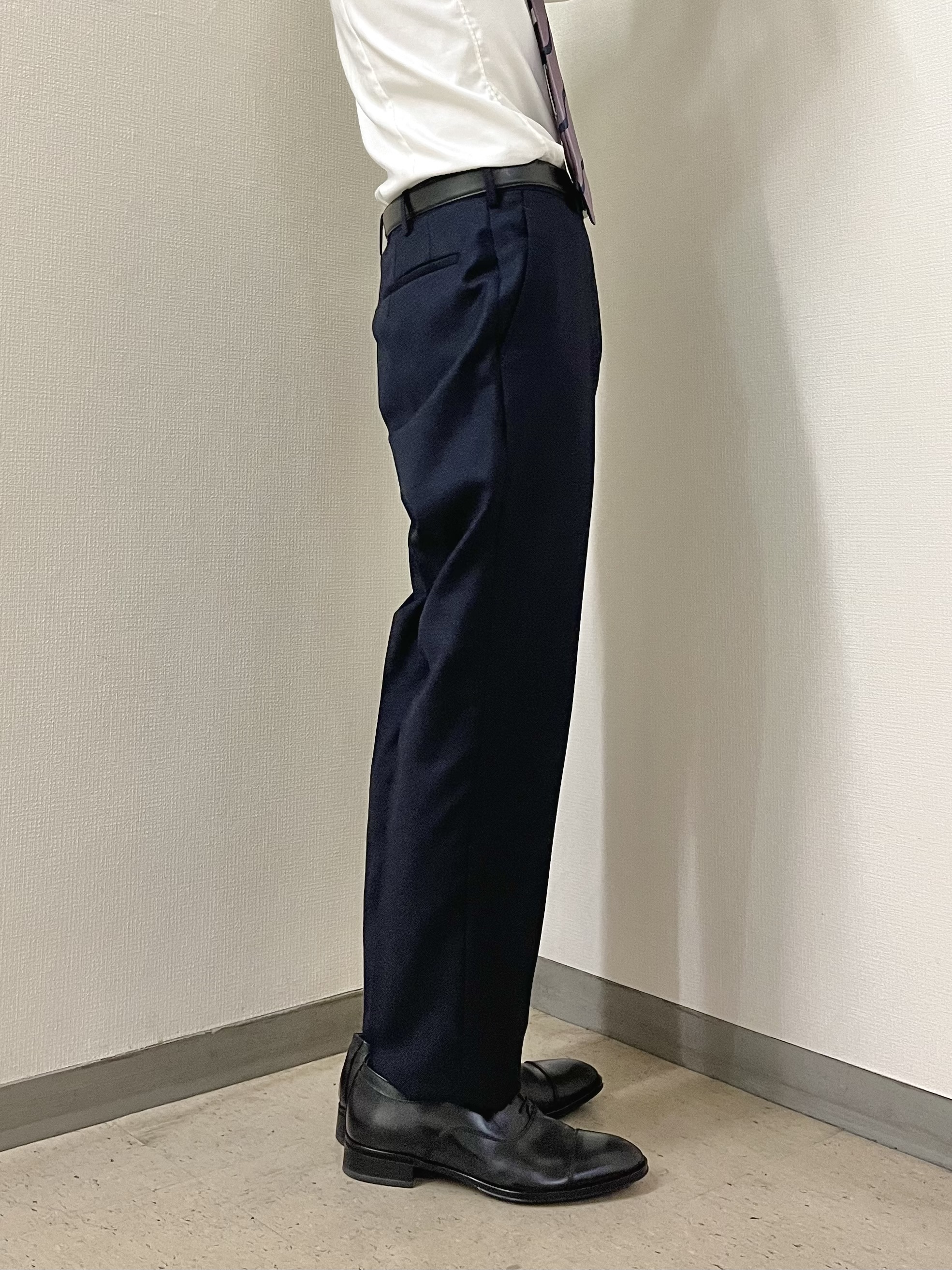 URAさんの「TAKEO KIKUCHI｜【Made in JAPAN】立菱（たてびし）スーツ」を使ったコーディネート