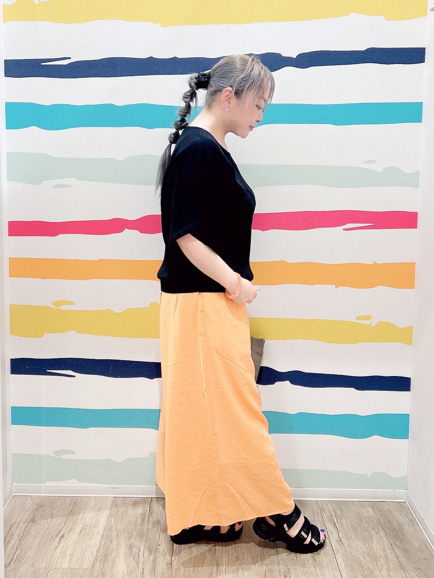 Peeさんの「SHOO･LA･RUE｜【S-LL/ひんやり/洗濯機可】インせず着られる ひらり袖ニット」を使ったコーディネート