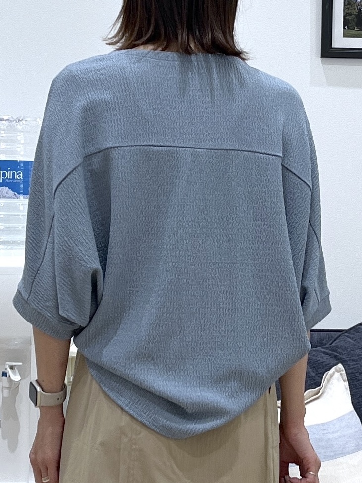 canaさんの「Dessin｜シュリンクジャージ カットソー」を使ったコーディネート