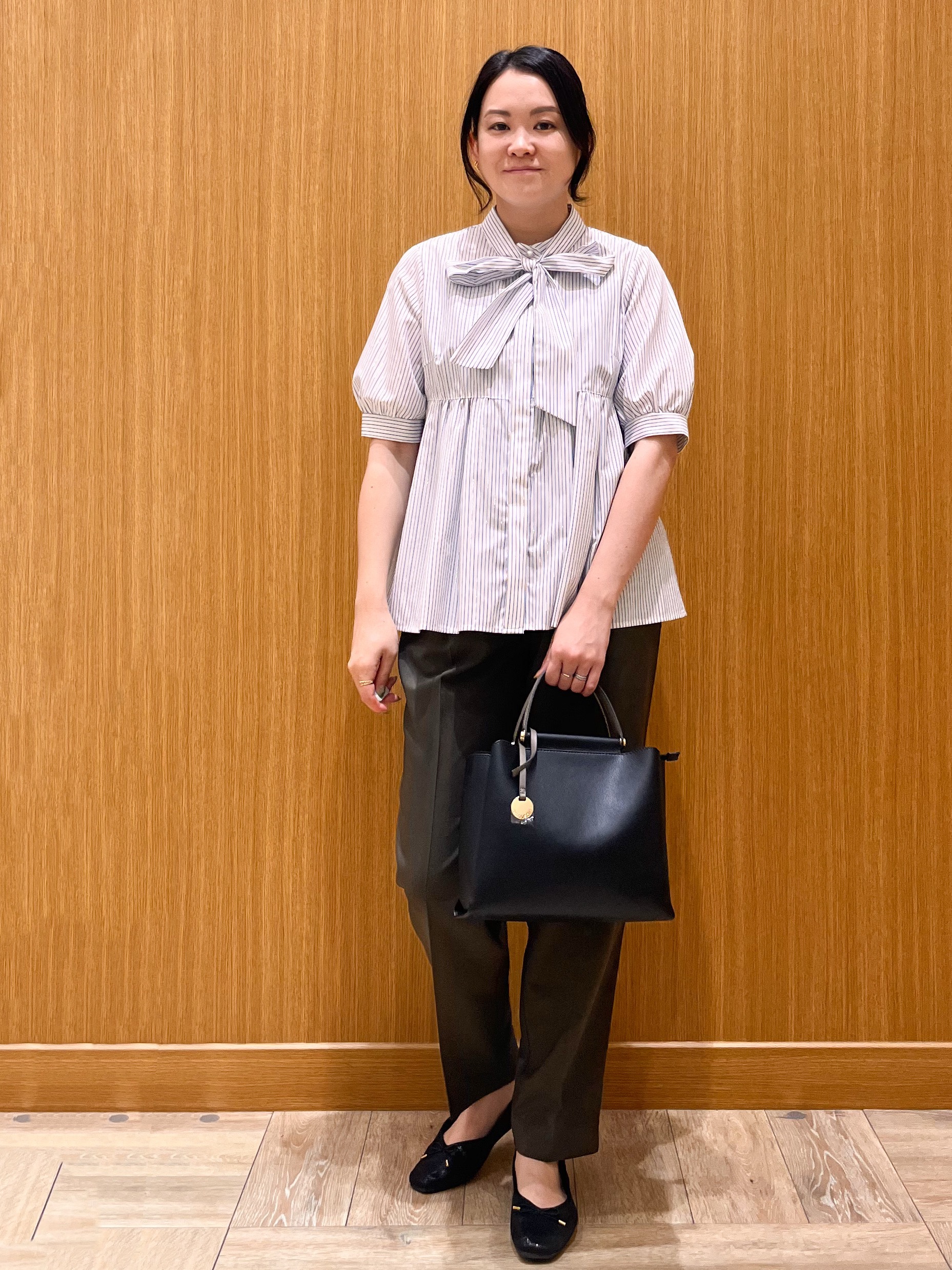 aさんの「OPAQUE.CLIP｜【防シワ】2wayボウタイペプラム5分袖ブラウス《洗濯機OK／イージーアイロン》」を使ったコーディネート