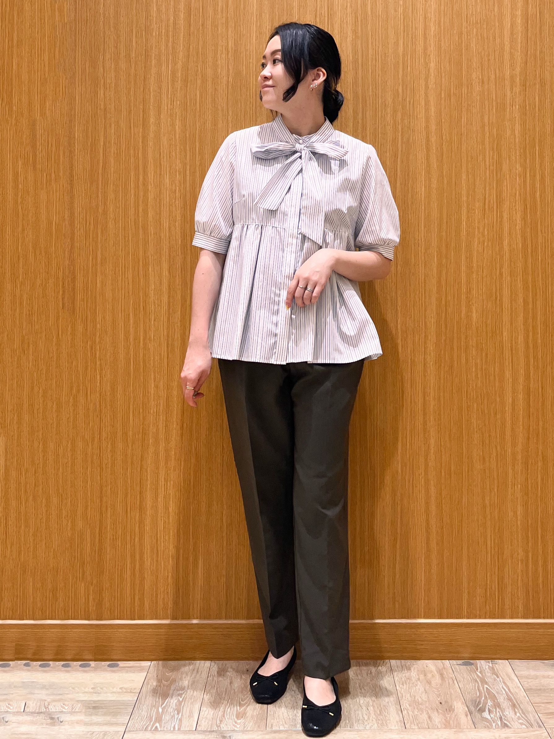 aさんの「OPAQUE.CLIP｜【防シワ】2wayボウタイペプラム5分袖ブラウス《洗濯機OK／イージーアイロン》」を使ったコーディネート