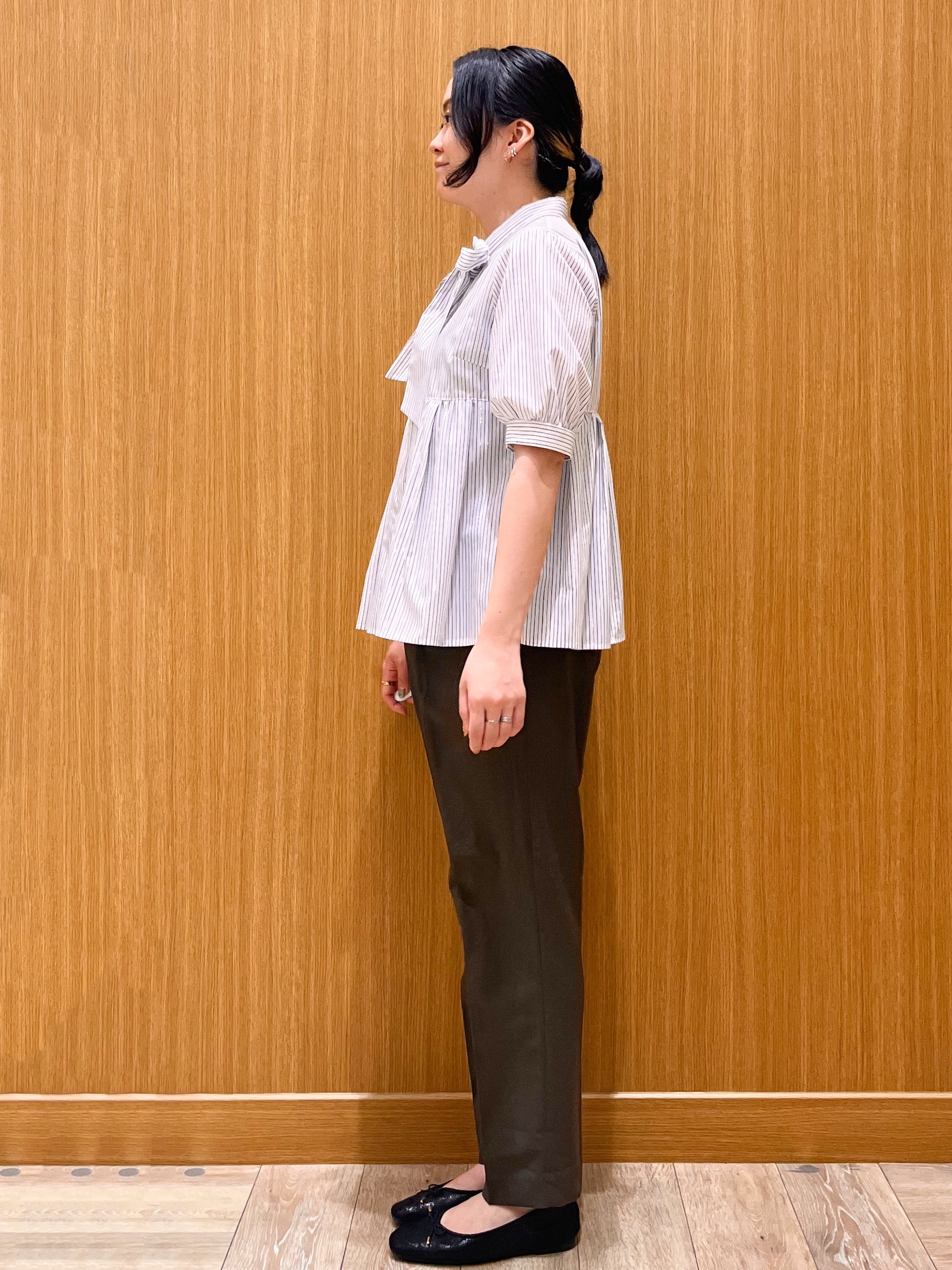 aさんの「OPAQUE.CLIP｜【防シワ】2wayボウタイペプラム5分袖ブラウス《洗濯機OK／イージーアイロン》」を使ったコーディネート