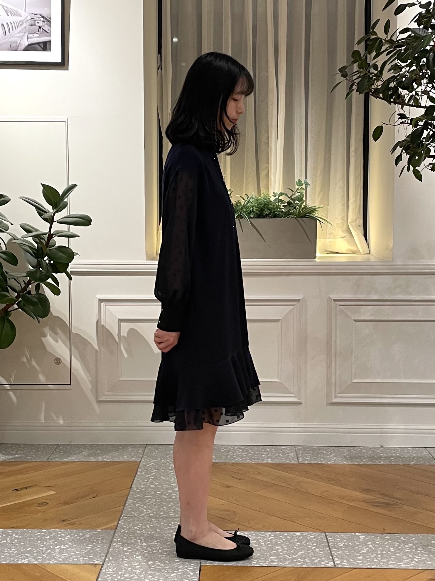 Lilyさんの「DRESSTERIOR｜【ウォッシャブル】ダブルクロスボリュームスリーブミニワンピース」を使ったコーディネート