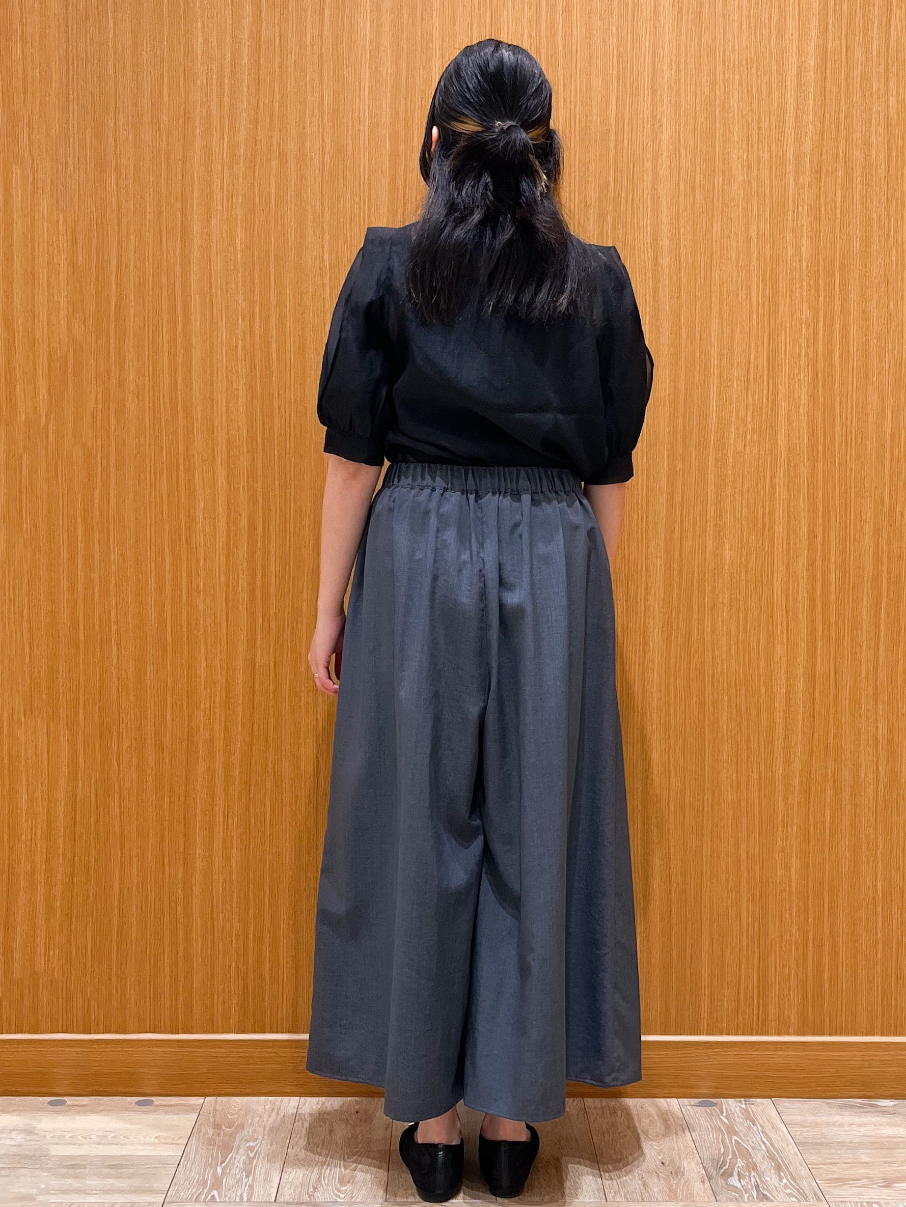 aさんの「OPAQUE.CLIP｜オーガンシアーリボンフリルブラウス【洗濯機OK／イージーアイロン】」を使ったコーディネート