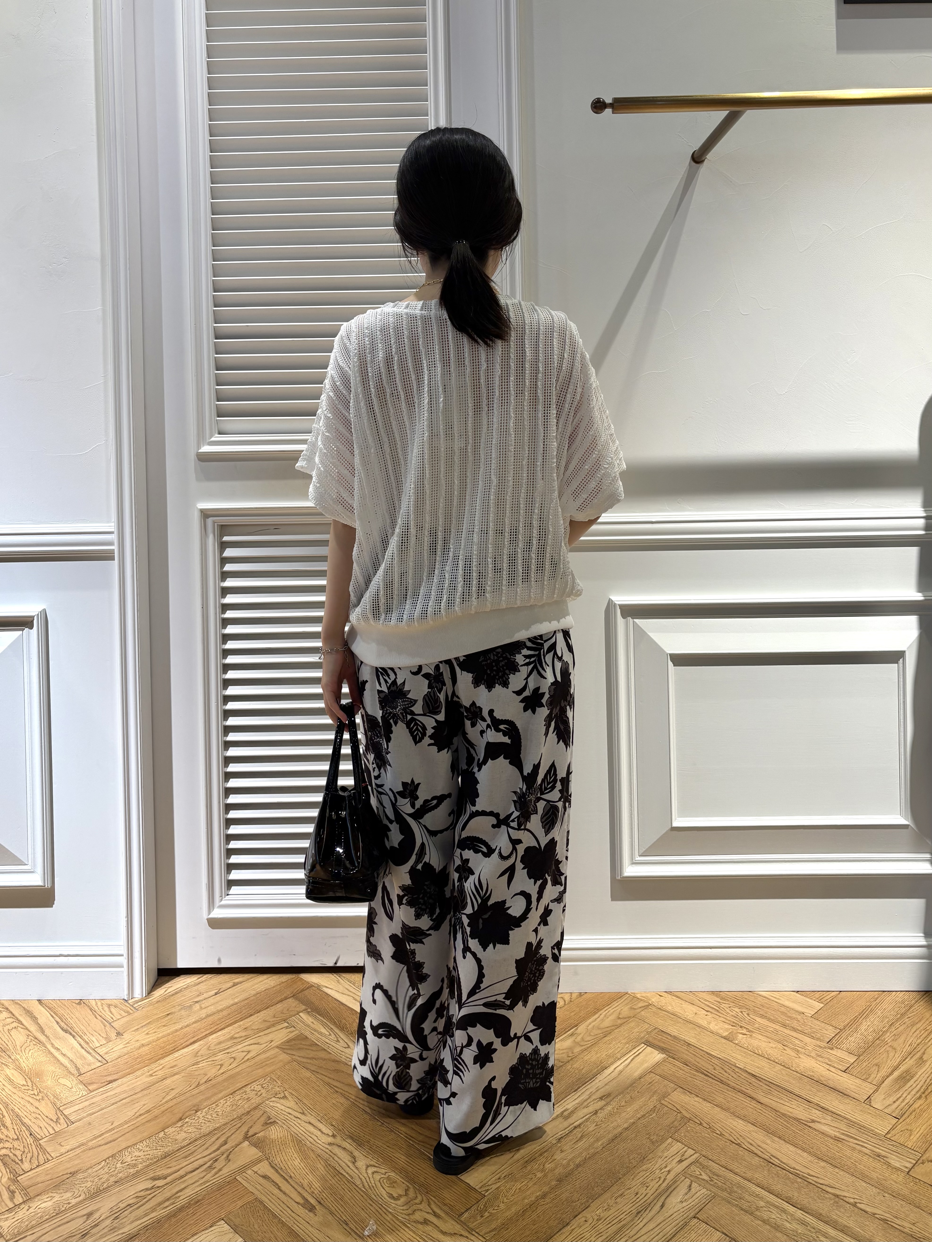 cocoさんの「DRESSTERIOR｜シアーメッシュプルオーバー」を使ったコーディネート