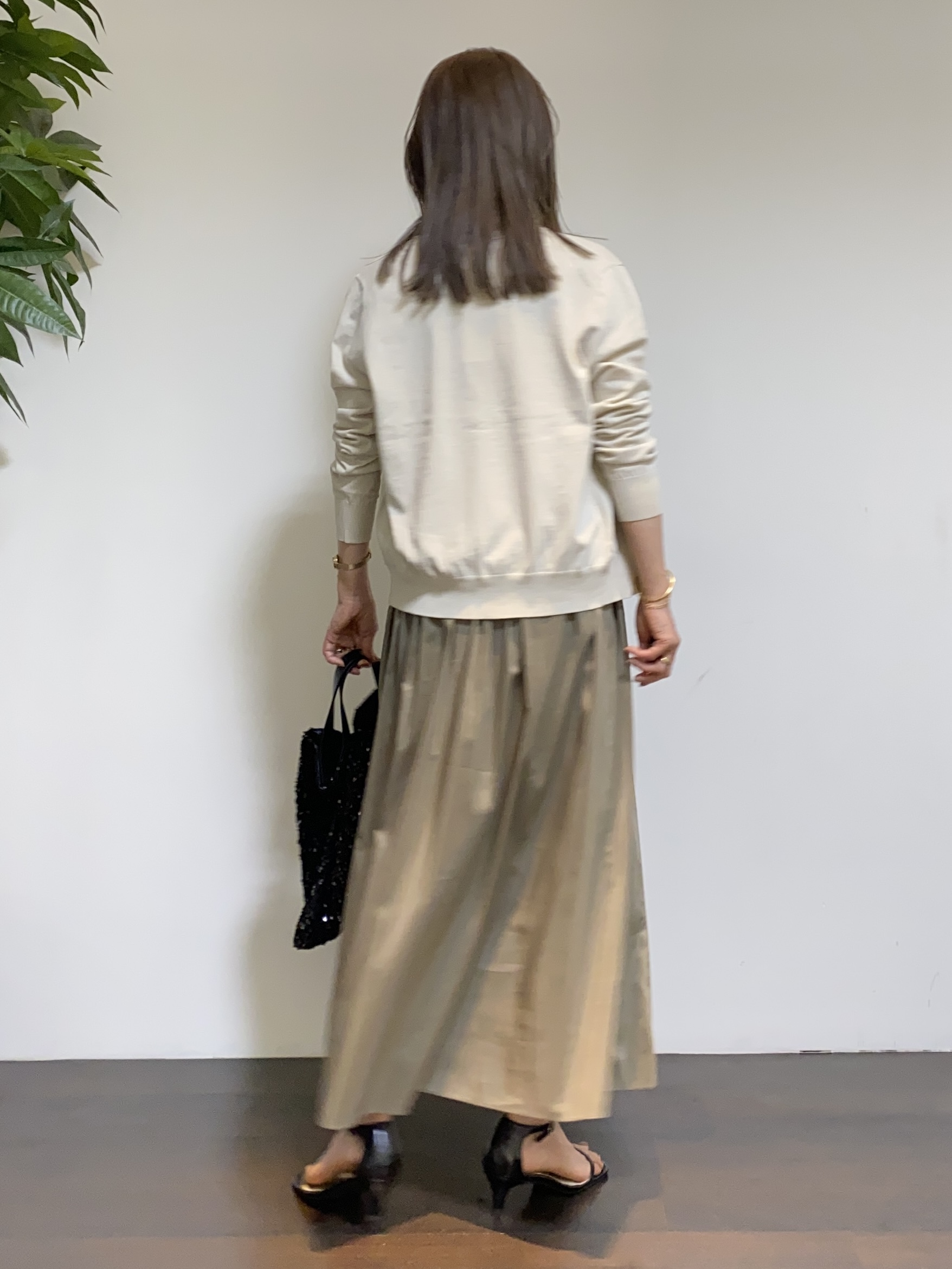 tomoさんの「UNTITLED｜【9色展開/アンサンブル可】コットンクルーネックカーディガン」を使ったコーディネート