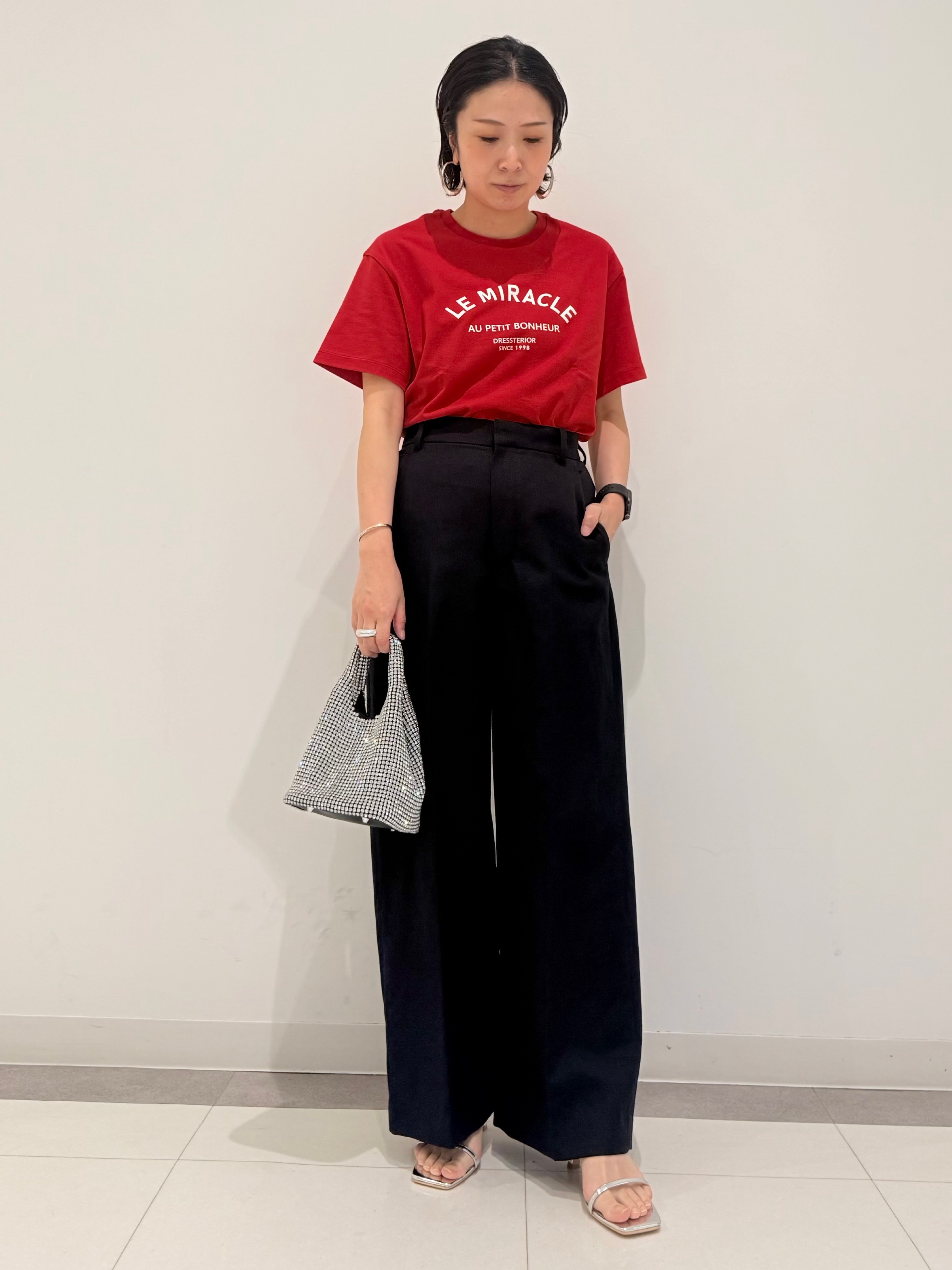 MIYAKAWAさんの「DRESSTERIOR｜ル ミラクルロゴT」を使ったコーディネート