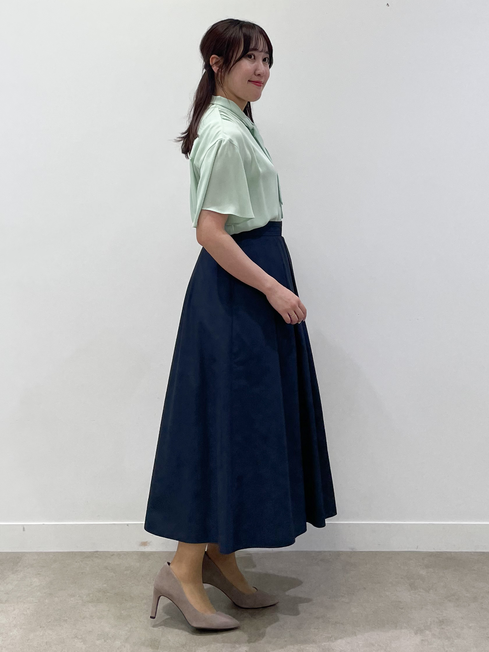 yukariさんの「Reflect｜【マシンウォッシュ可】フレアスリーブボウタイブラウス」を使ったコーディネート