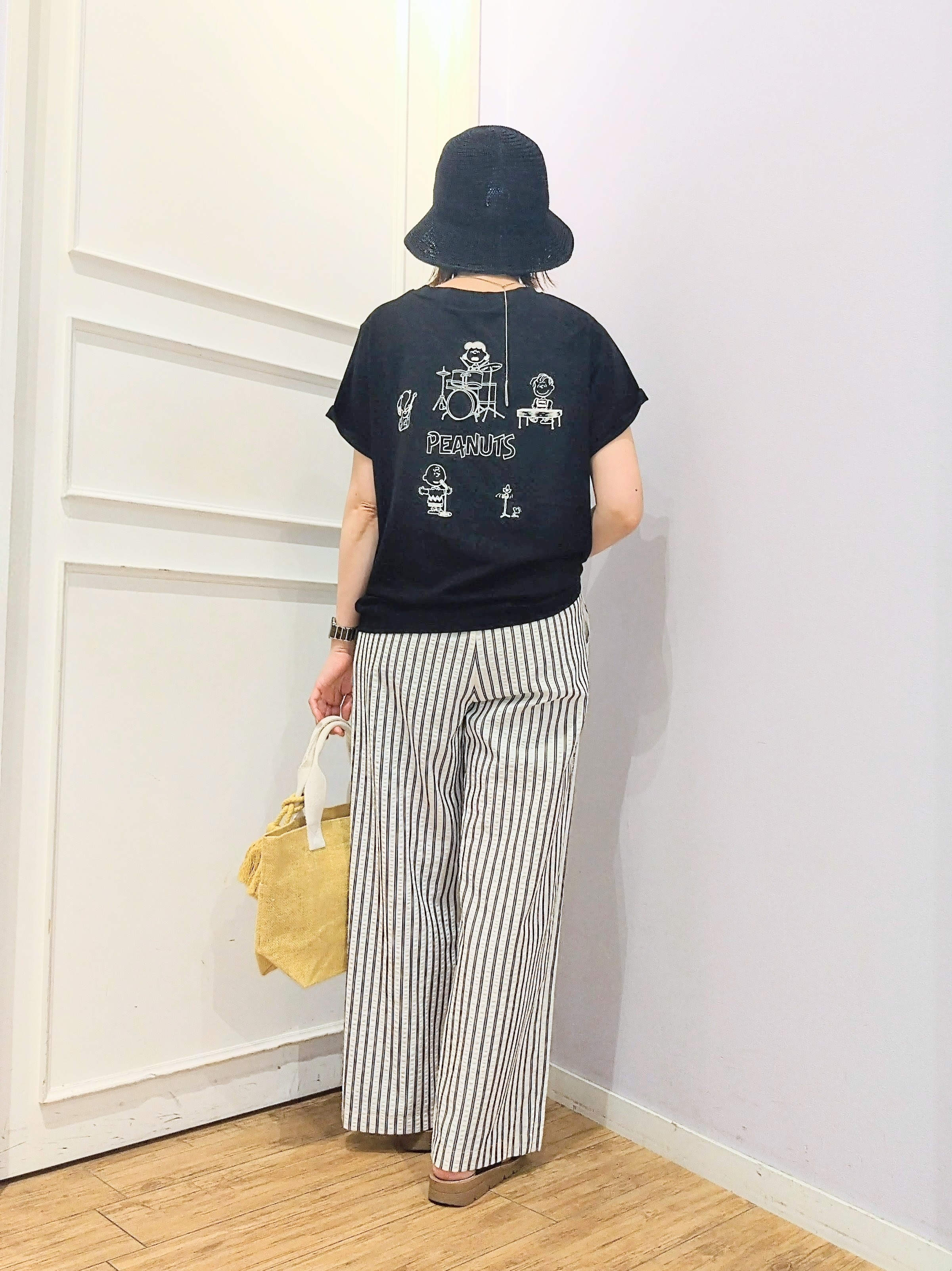 miomioさんの「SHOO･LA･RUE｜【PEANUTS】ひんやりプリントTシャツ」を使ったコーディネート