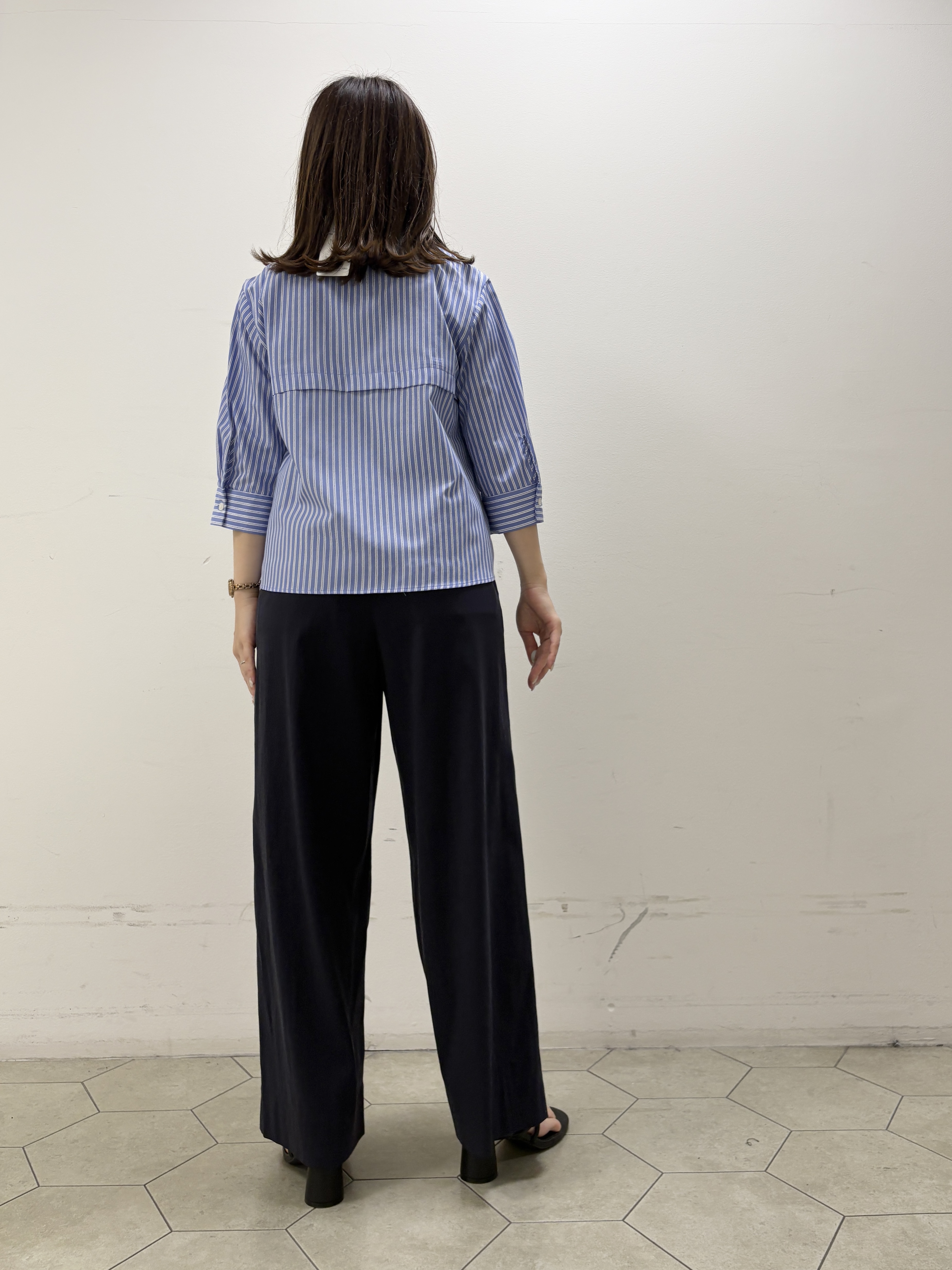 kahoさんの「INDIVI｜【UVケア／吸汗速乾／着映え】ティアードストライプシャツ」を使ったコーディネート