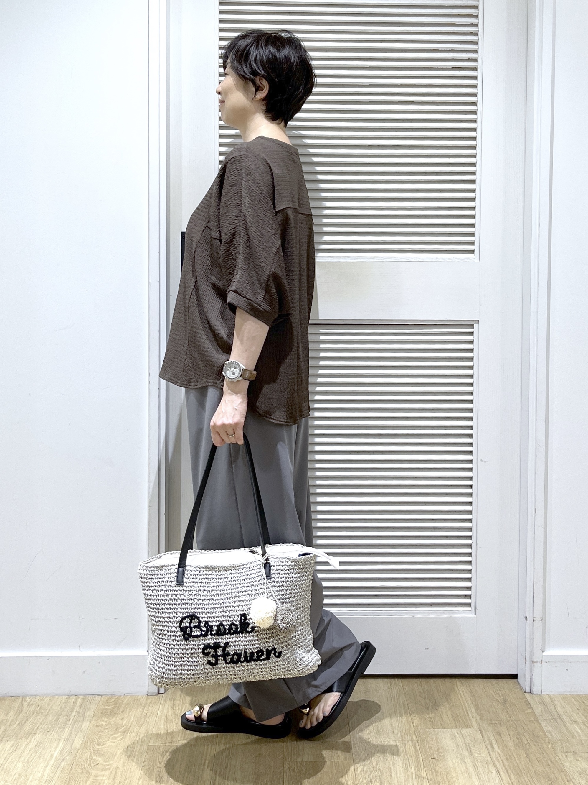 Miyazakiさんの「Dessin｜シュリンクジャージ カットソー」を使ったコーディネート