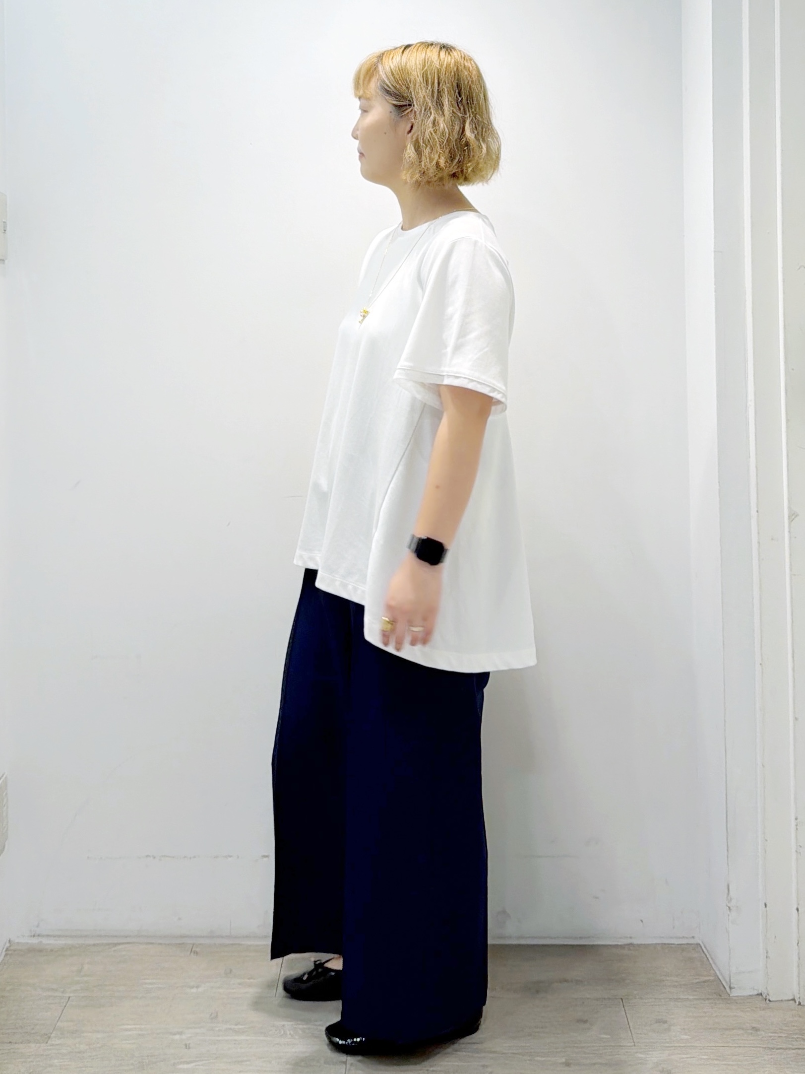 sumicaさんの「OPAQUE.CLIP｜【UVケア／接触冷感】スーパーアイス 袖チュールペプラムカットソー《洗濯機OK》」を使ったコーディネート