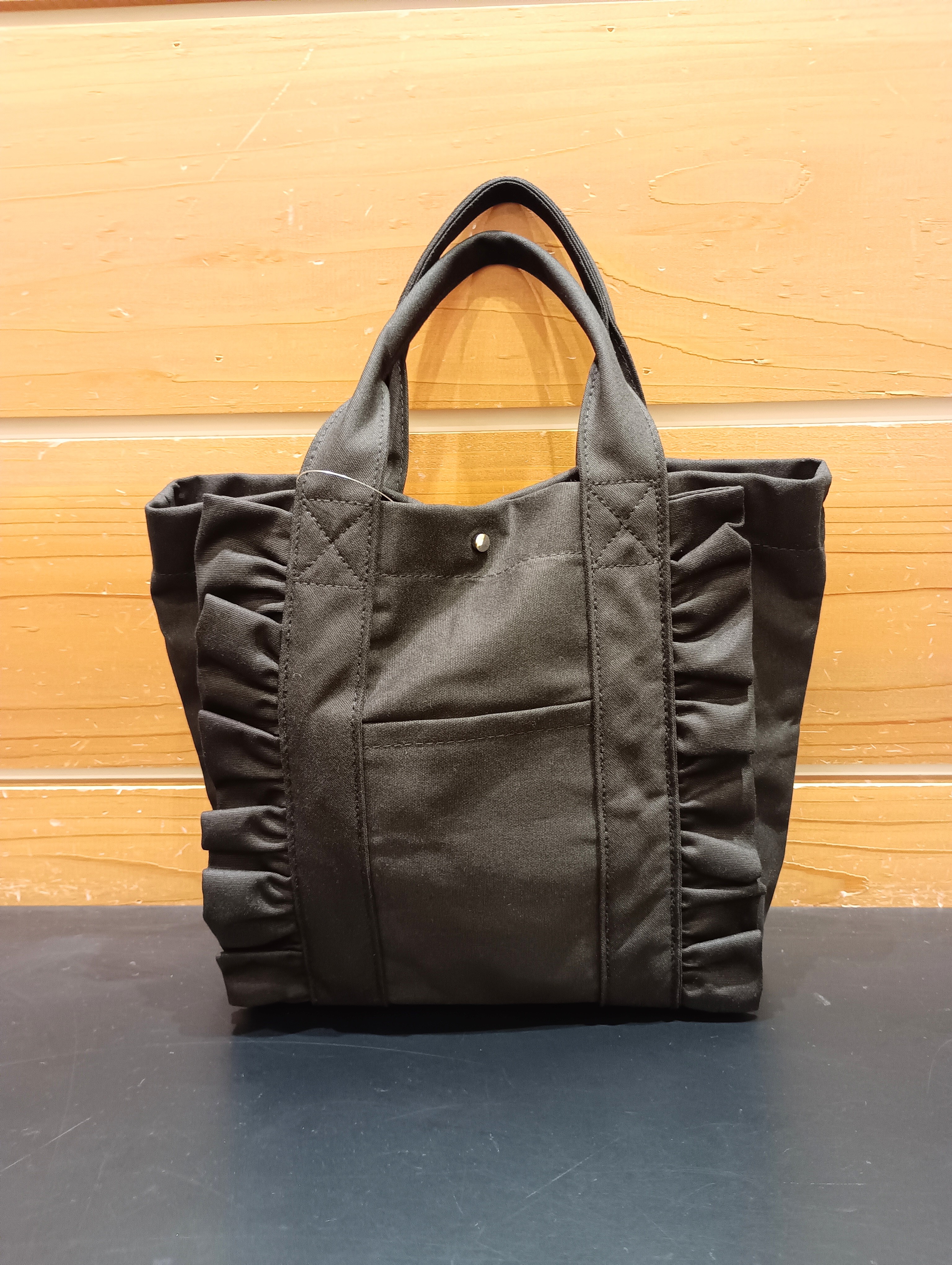 S☆mama さんの「SHOO･LA･RUE｜【ひんやり/UV】お袖レースが上品 ゆったりとろみトップス」を使ったコーディネート