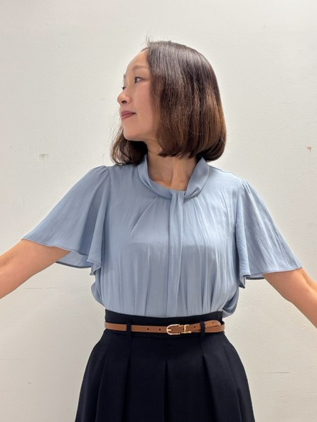 keikoさんの「COUP DE CHANCE｜【手洗い可／日本製】フロント ドレープブラウス」を使ったコーディネート