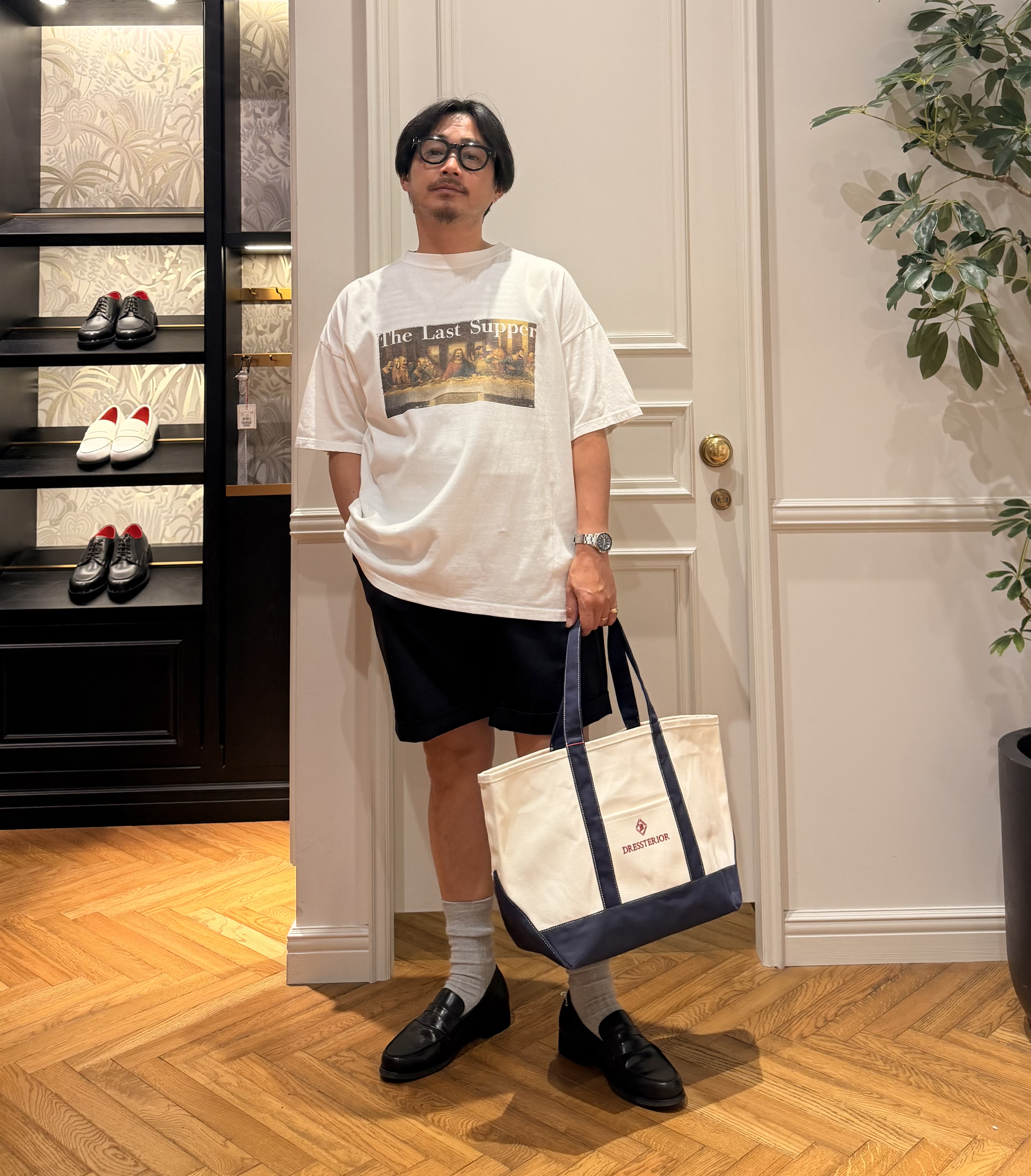 鶴田大士さんの「DRESSTERIOR｜REMI RELIEF(レミリリーフ) THE LAST SUPPER TEE（ザ ラスト サパー 」を使ったコーディネート