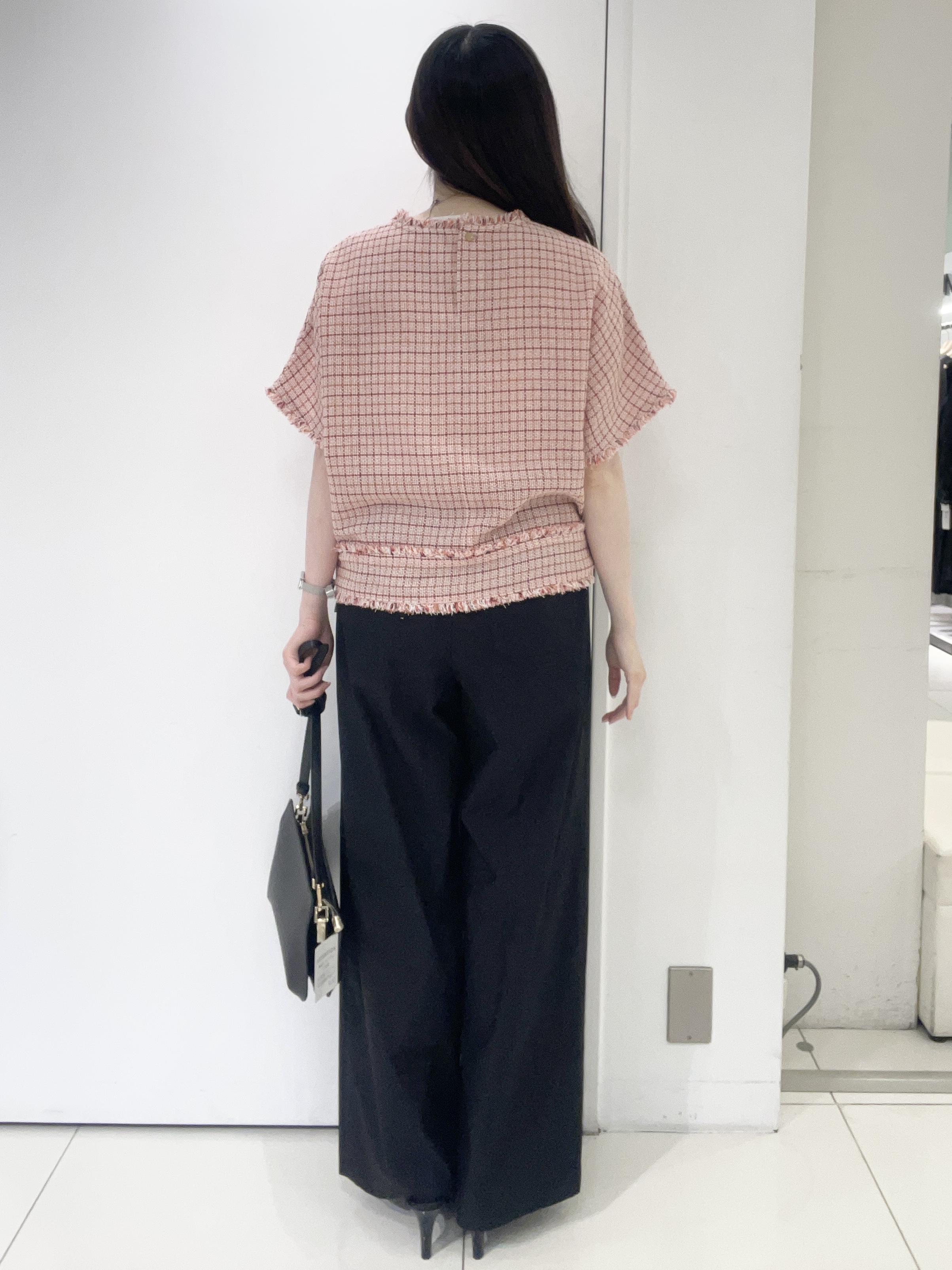 moeさんの「UNTITLED｜ファンシーツイードブラウス」を使ったコーディネート