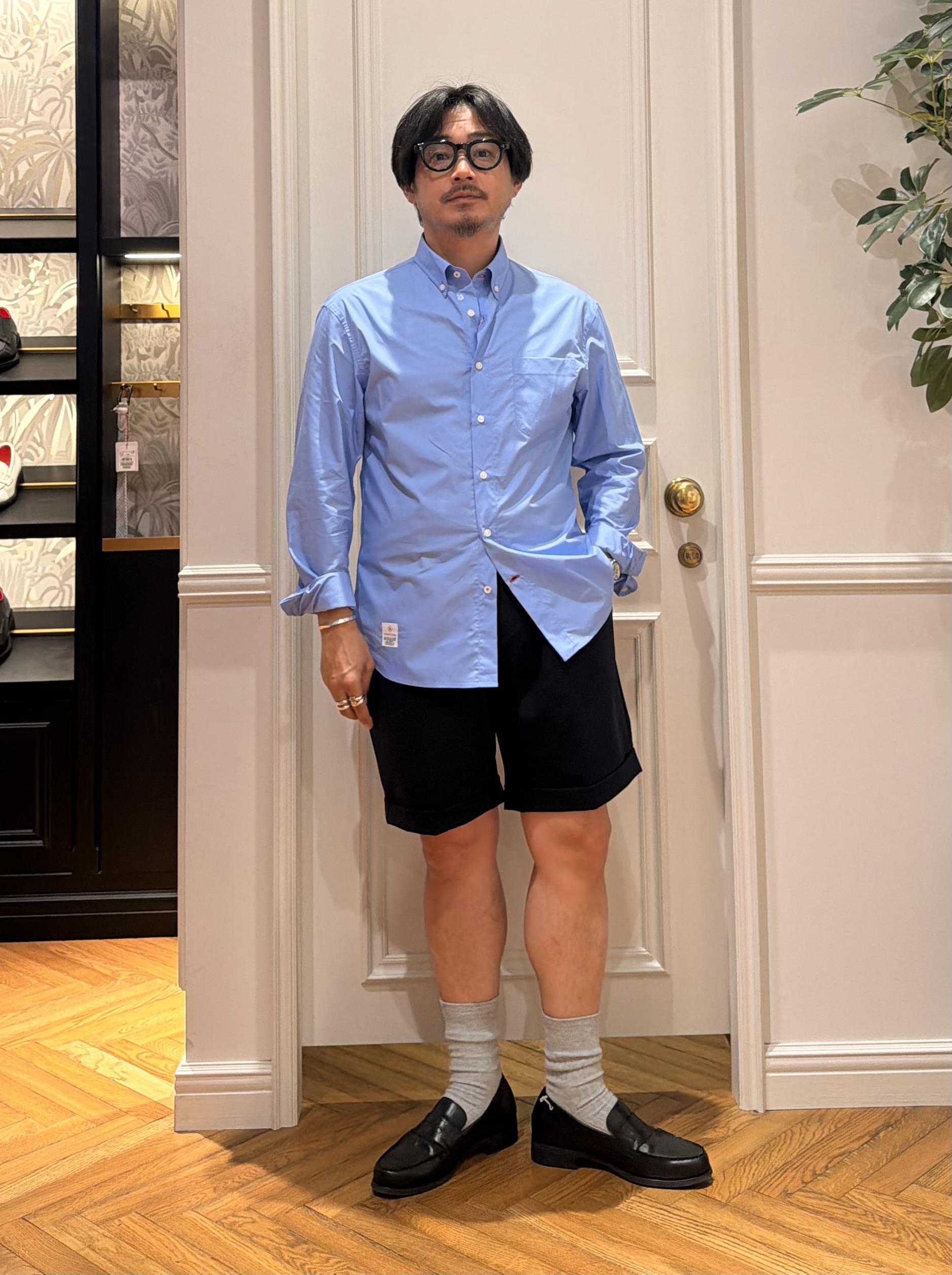 鶴田大士さんの「DRESSTERIOR｜タイプライターシャツ」を使ったコーディネート