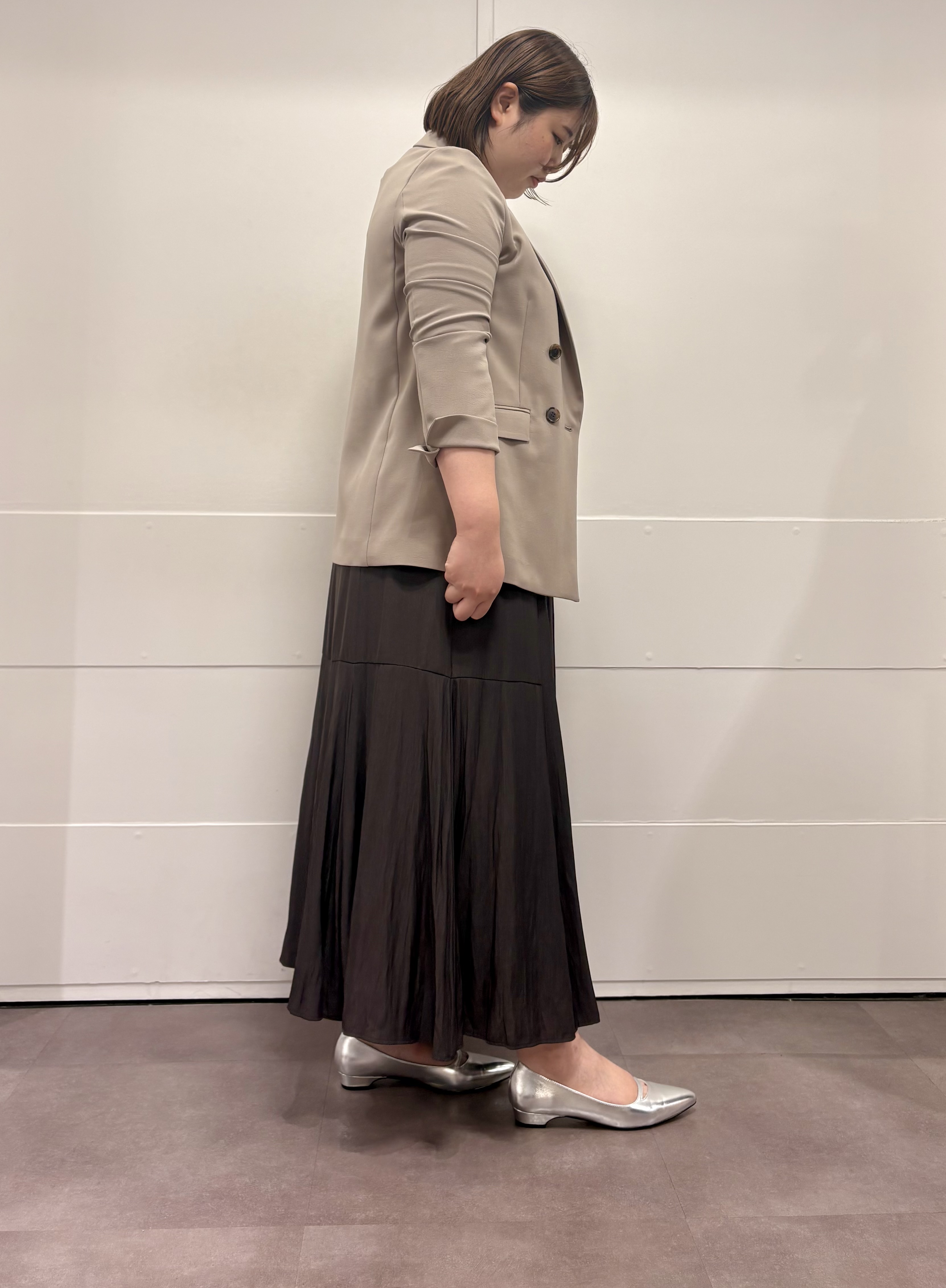 MIさんの「UNTITLED｜【新色追加/セットアップ可】エアリー ダブルブレストジャケット」を使ったコーディネート