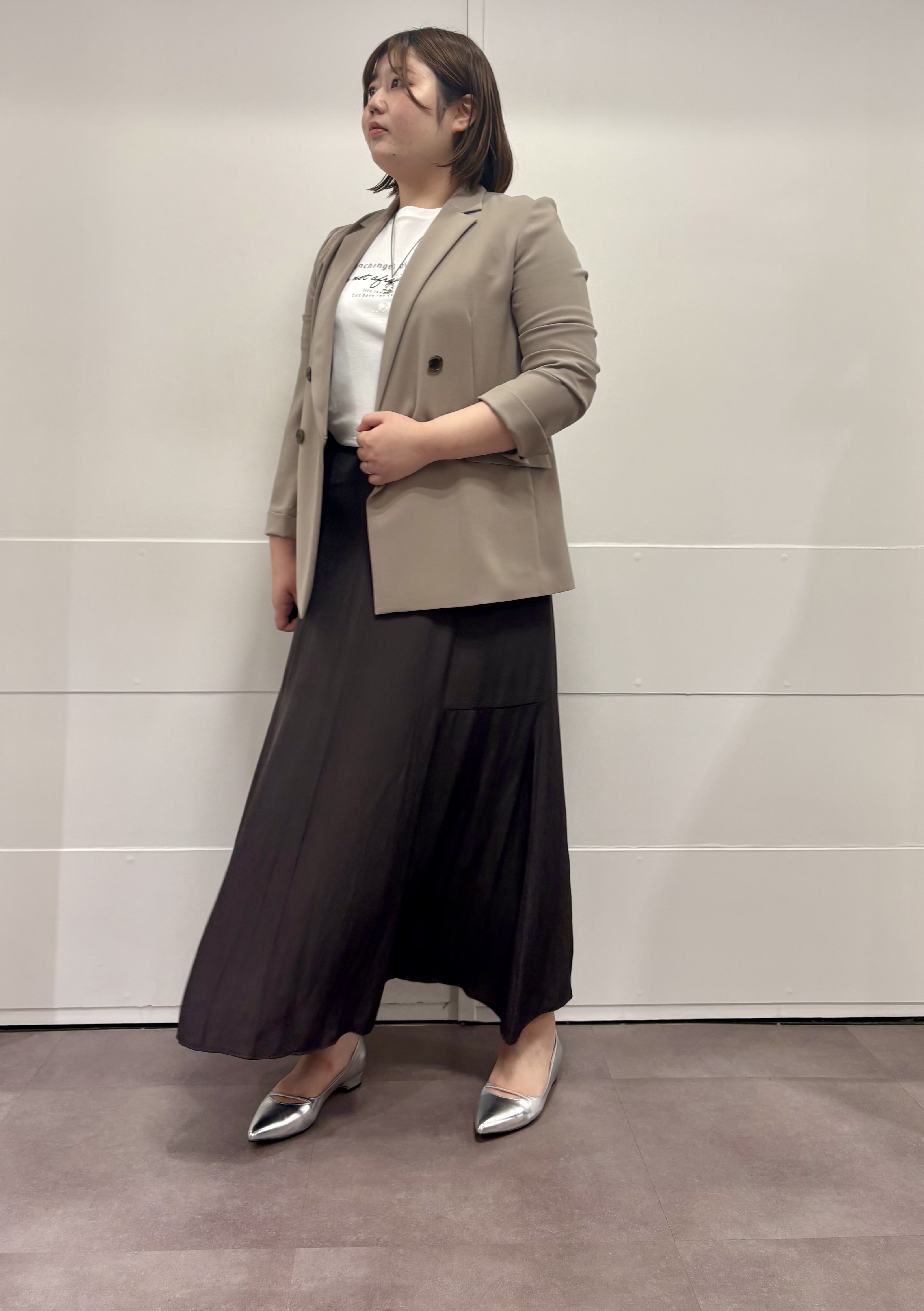 MIさんの「UNTITLED｜【新色追加/セットアップ可】エアリー ダブルブレストジャケット」を使ったコーディネート