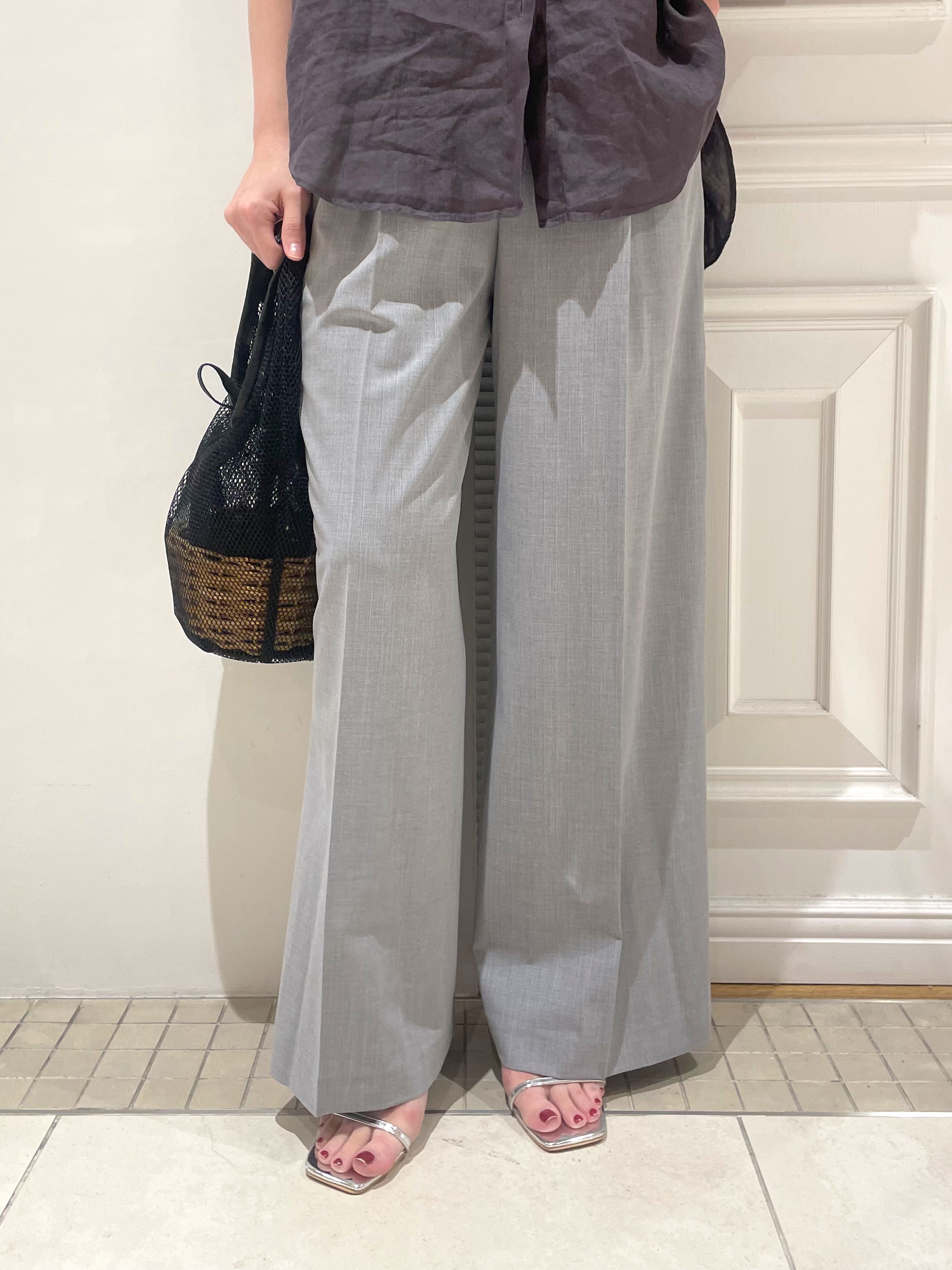 makiさんの「DRESSTERIOR｜【人気定番/ウォッシャブル】ガーメントダイラミーシャツ」を使ったコーディネート